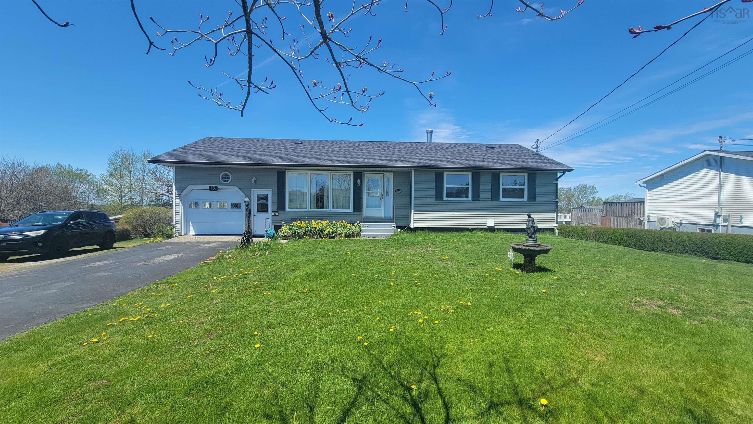 $349,900.00: 12 Haley Road, Yarmouth