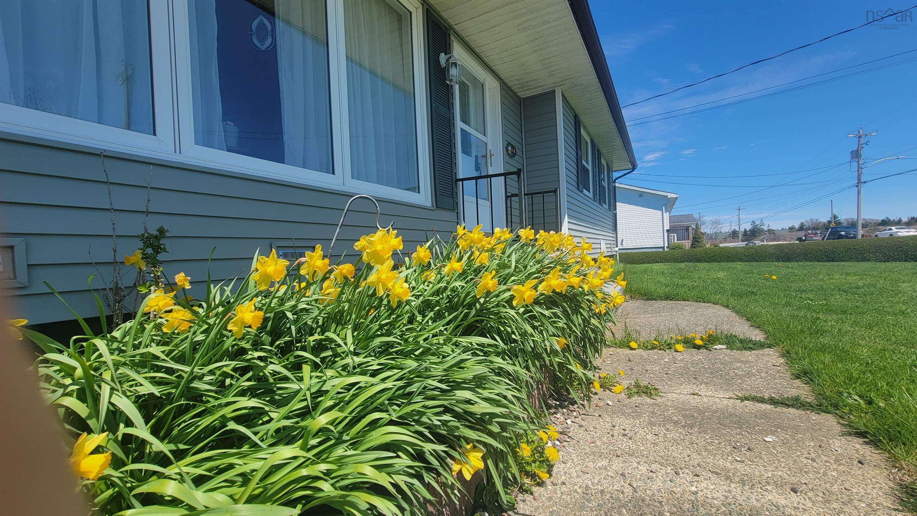 $349,900.00: 12 Haley Road, Yarmouth