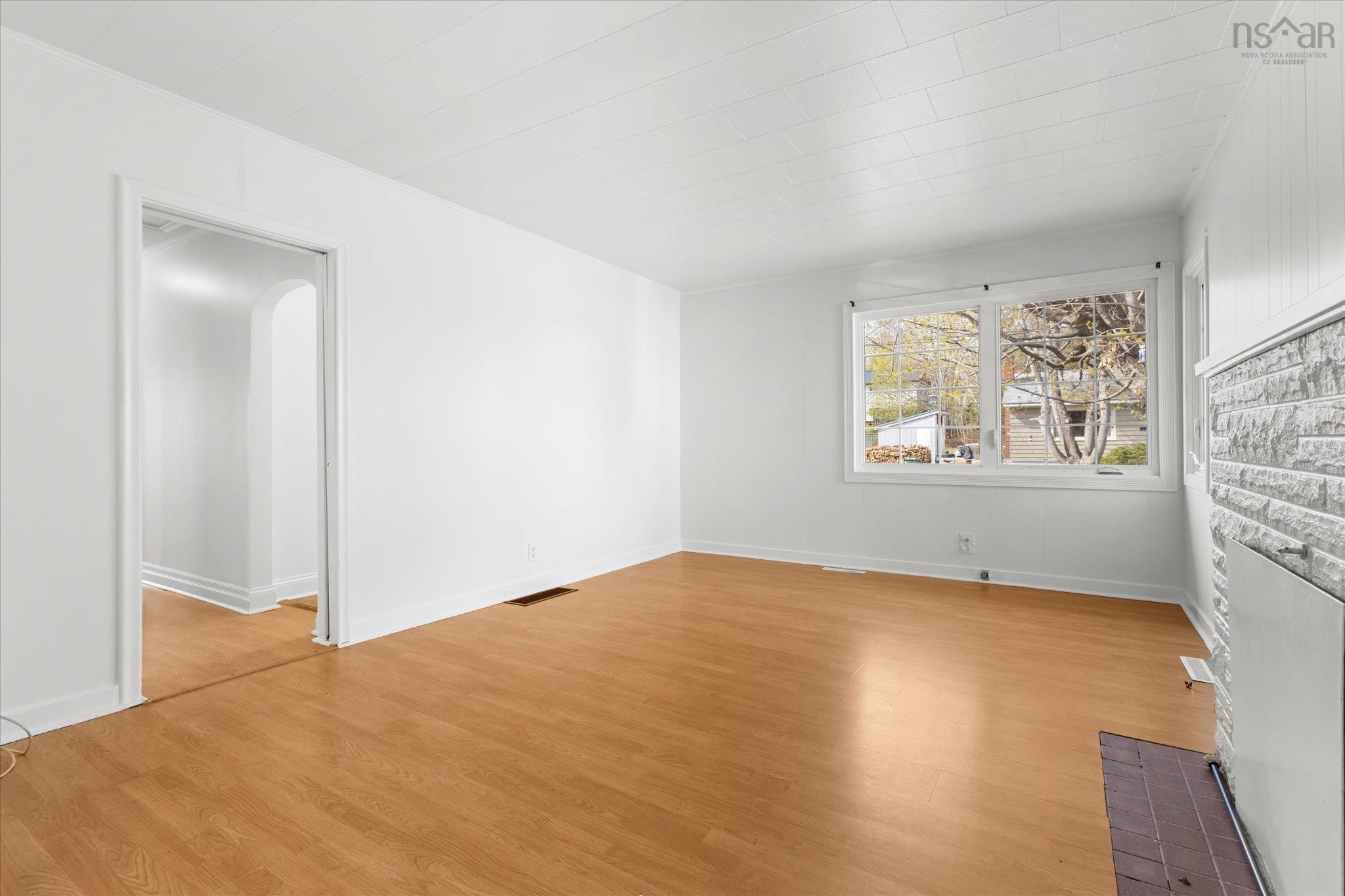 $309,900.00: 17 Parkdale Avenue, Bridgewater