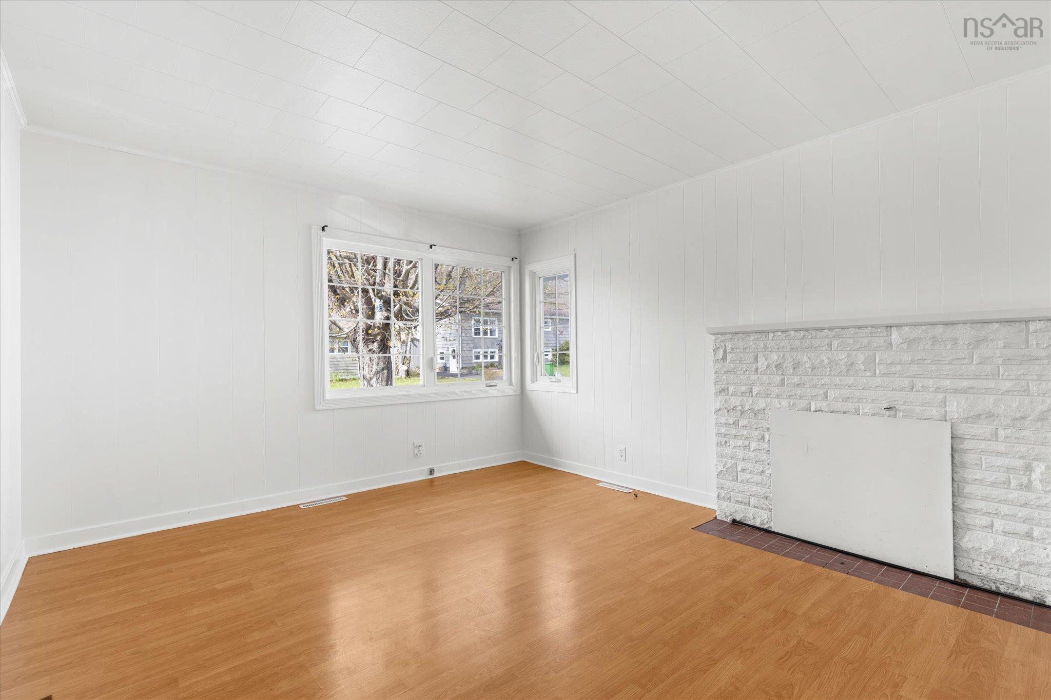 $309,900.00: 17 Parkdale Avenue, Bridgewater