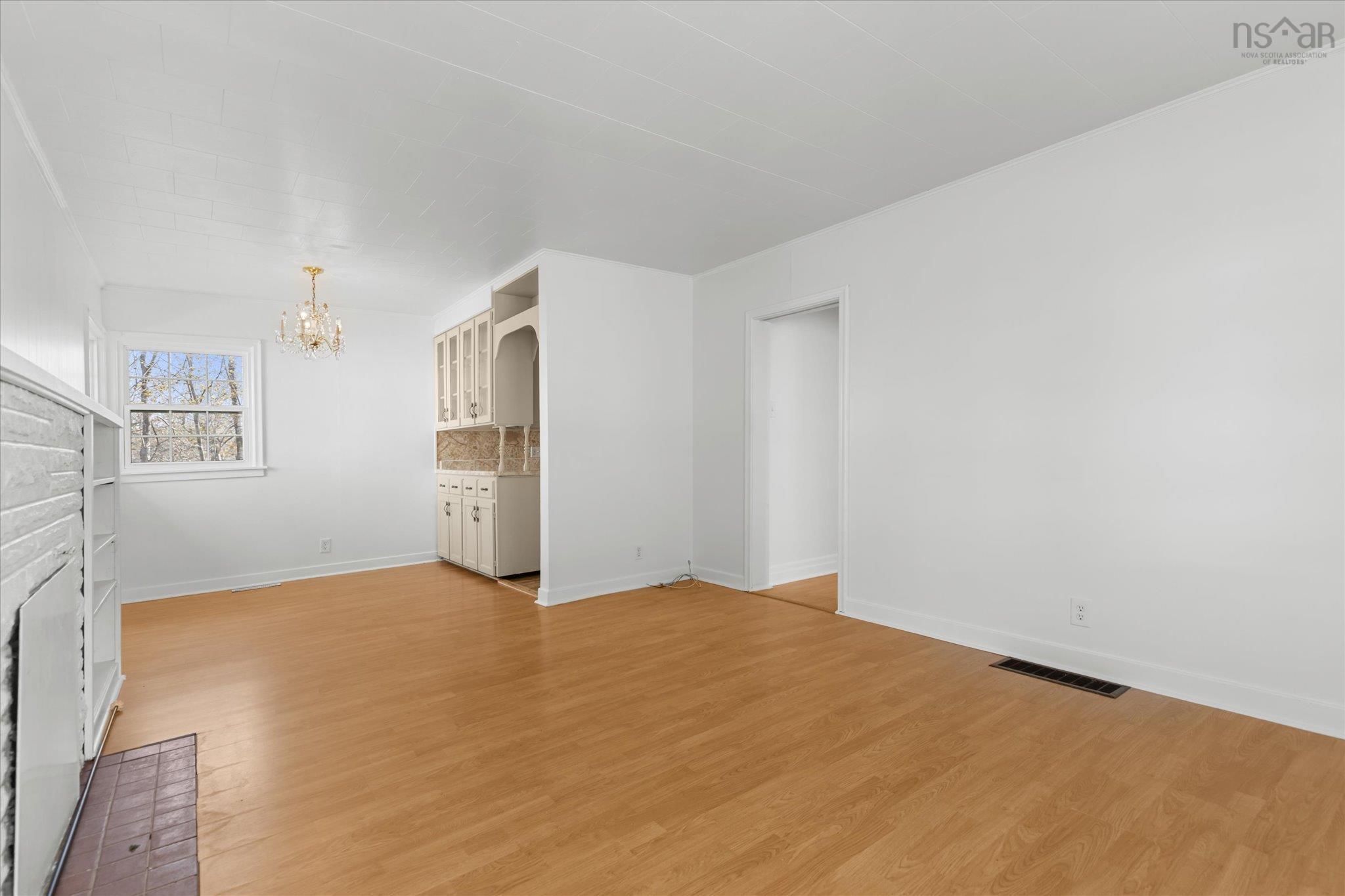 $309,900.00: 17 Parkdale Avenue, Bridgewater
