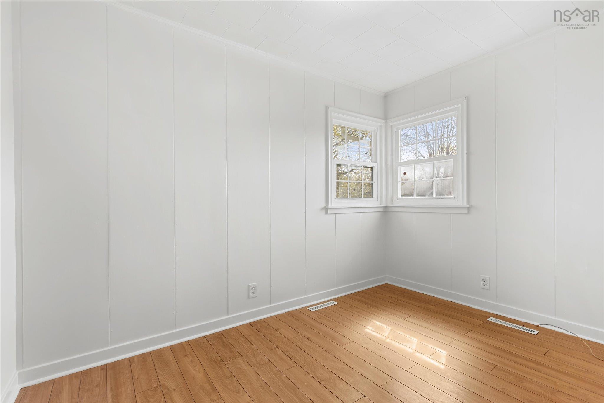 $309,900.00: 17 Parkdale Avenue, Bridgewater