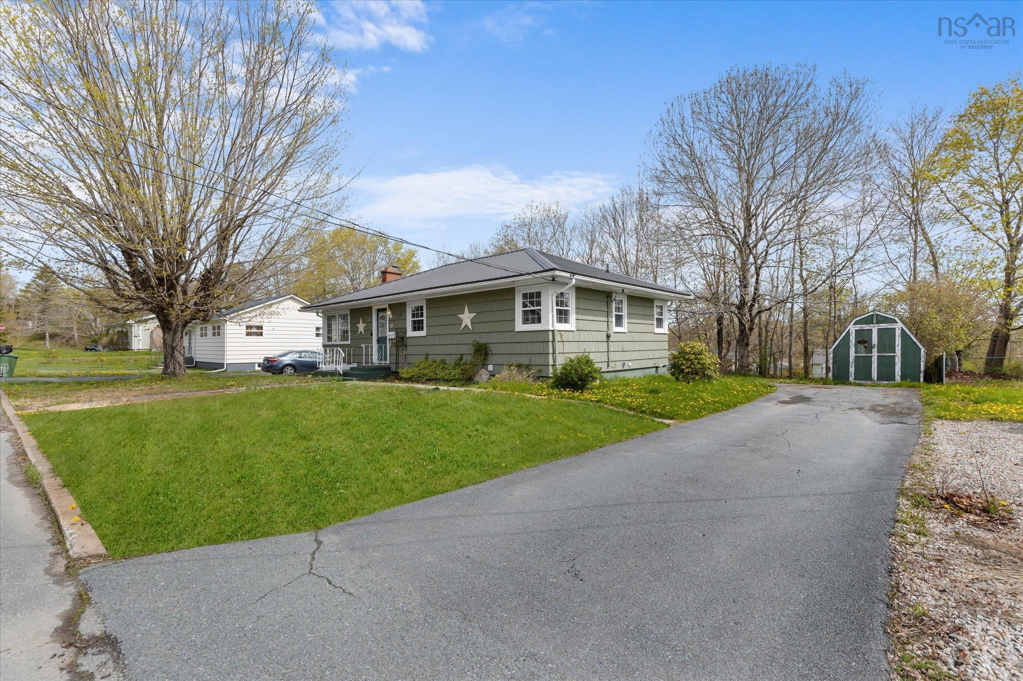 $309,900.00: 17 Parkdale Avenue, Bridgewater