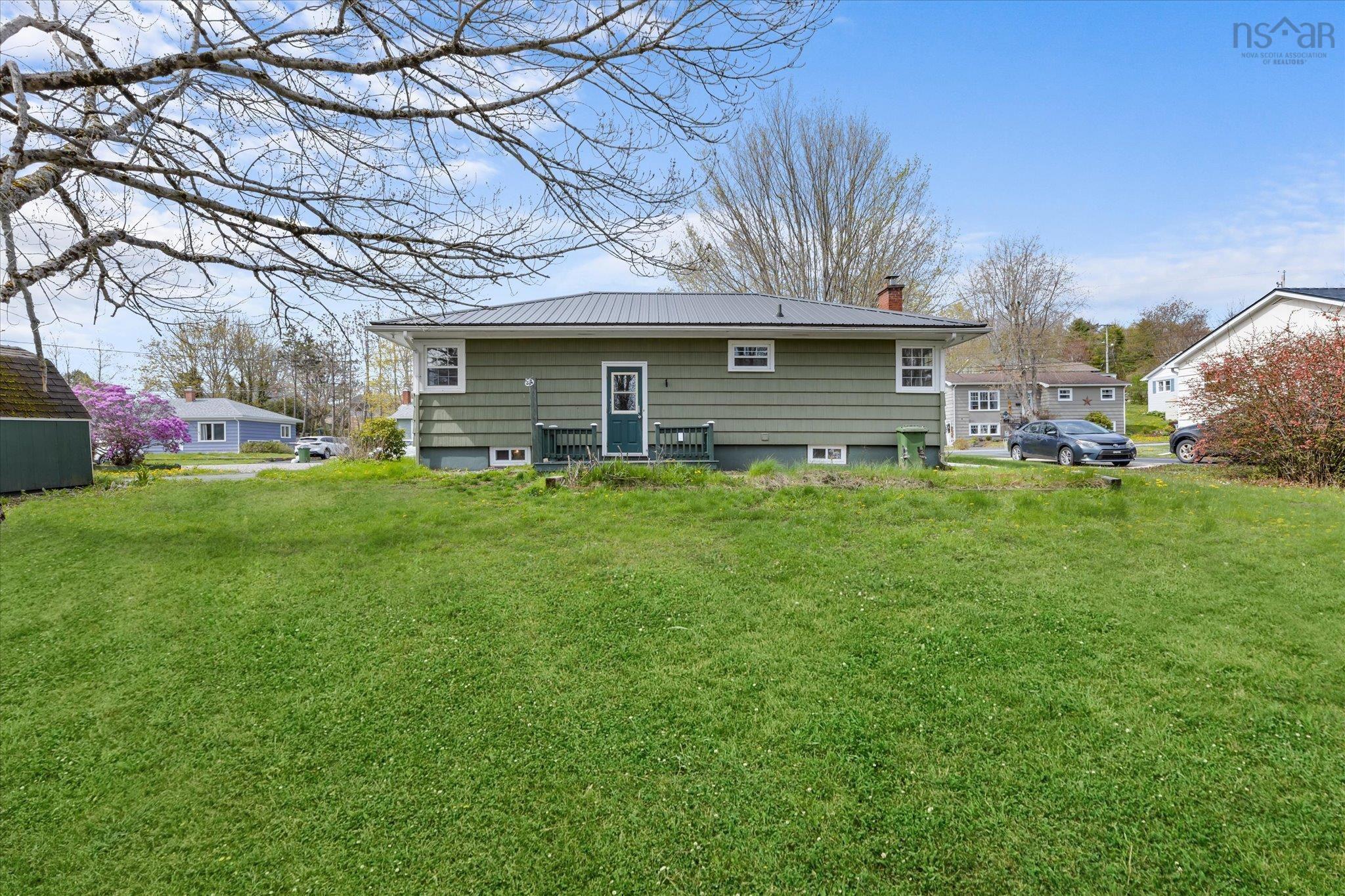 $309,900.00: 17 Parkdale Avenue, Bridgewater