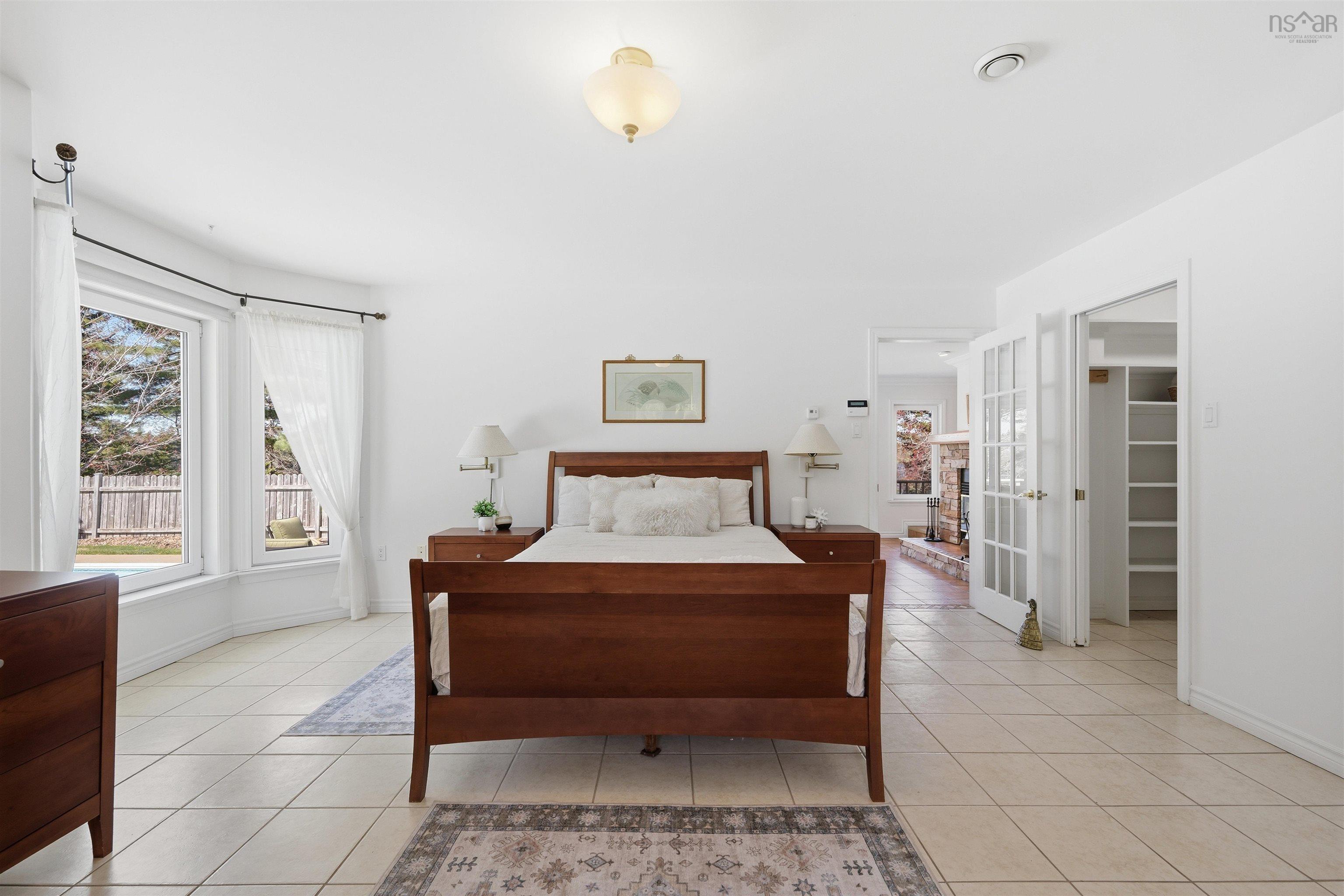 $1,300,000.00: 243 Lakeshore Drive, Hammonds Plains