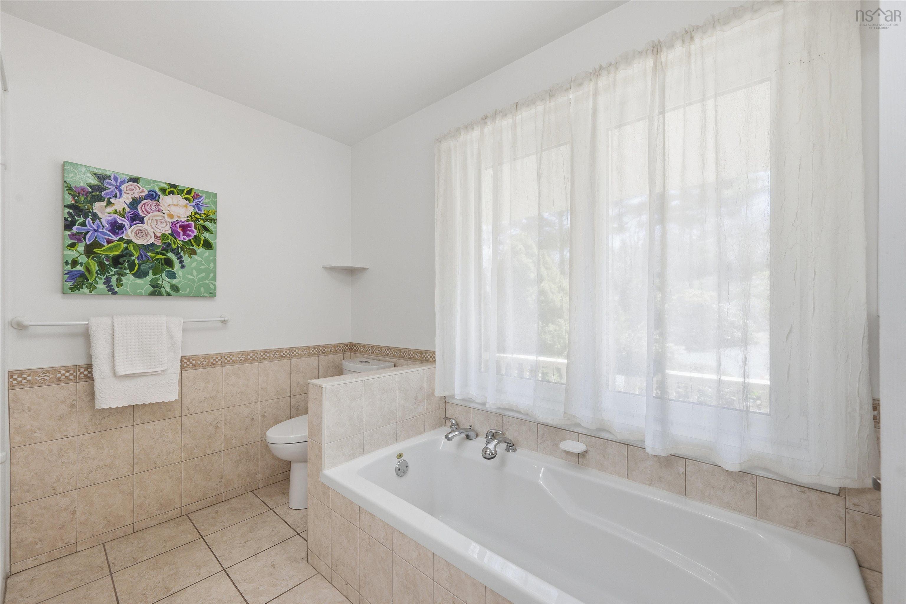 $1,300,000.00: 243 Lakeshore Drive, Hammonds Plains
