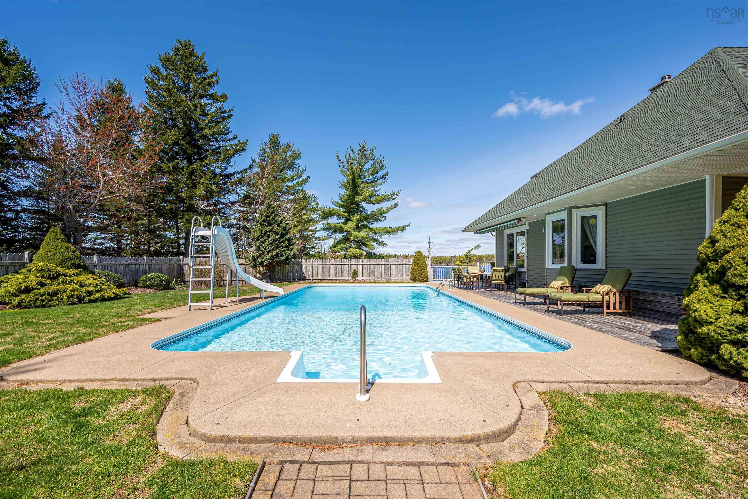 $1,300,000.00: 243 Lakeshore Drive, Hammonds Plains