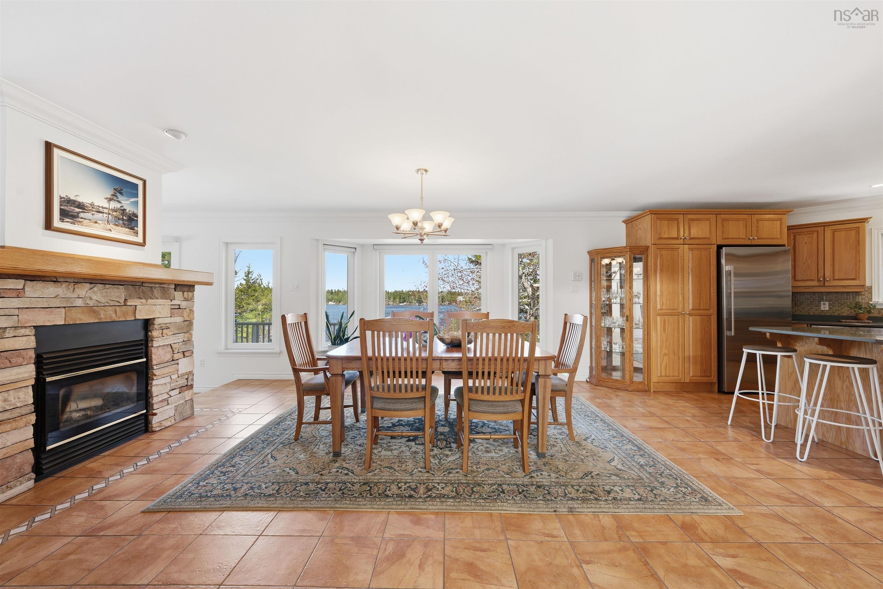 $1,300,000.00: 243 Lakeshore Drive, Hammonds Plains