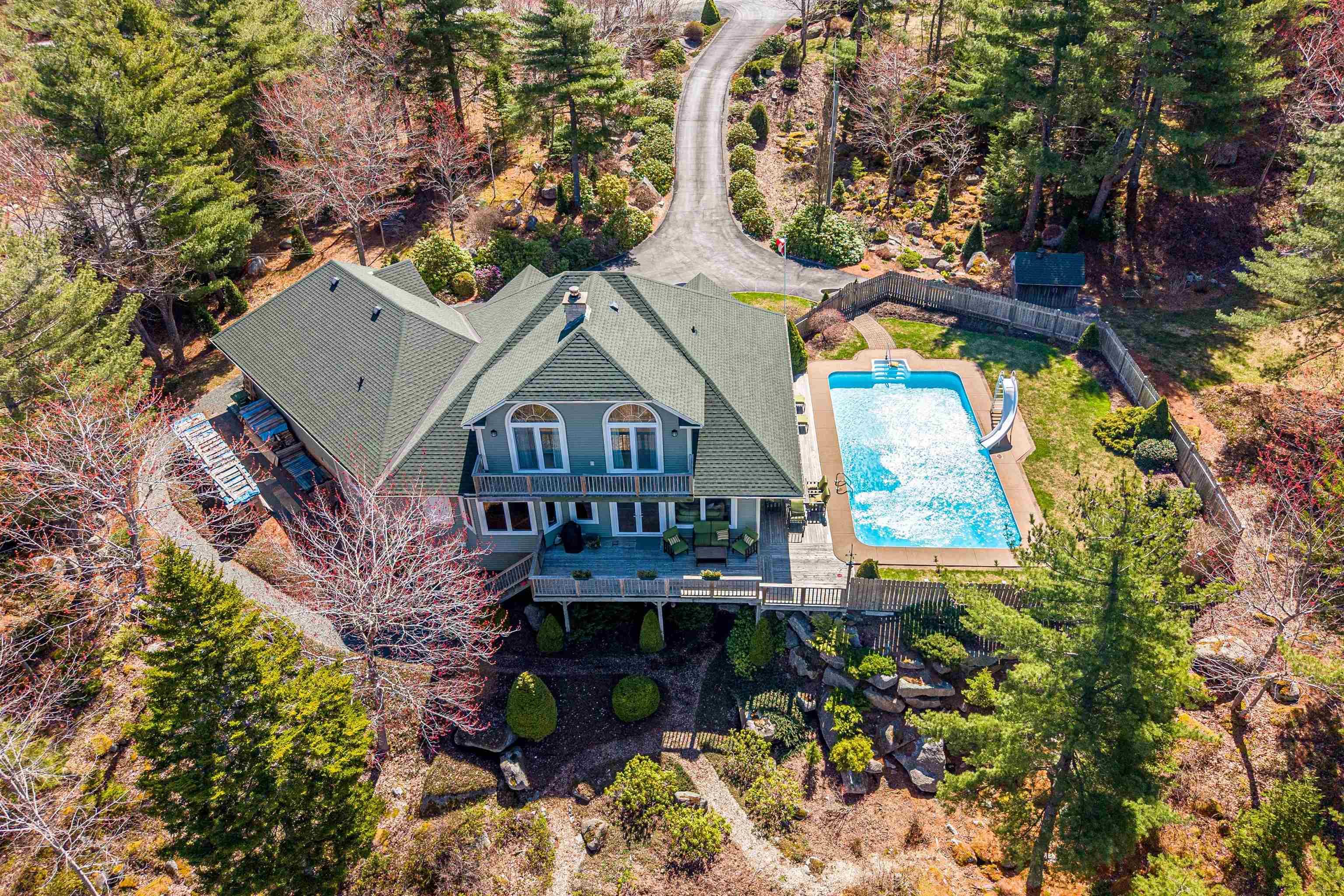 $1,300,000.00: 243 Lakeshore Drive, Hammonds Plains