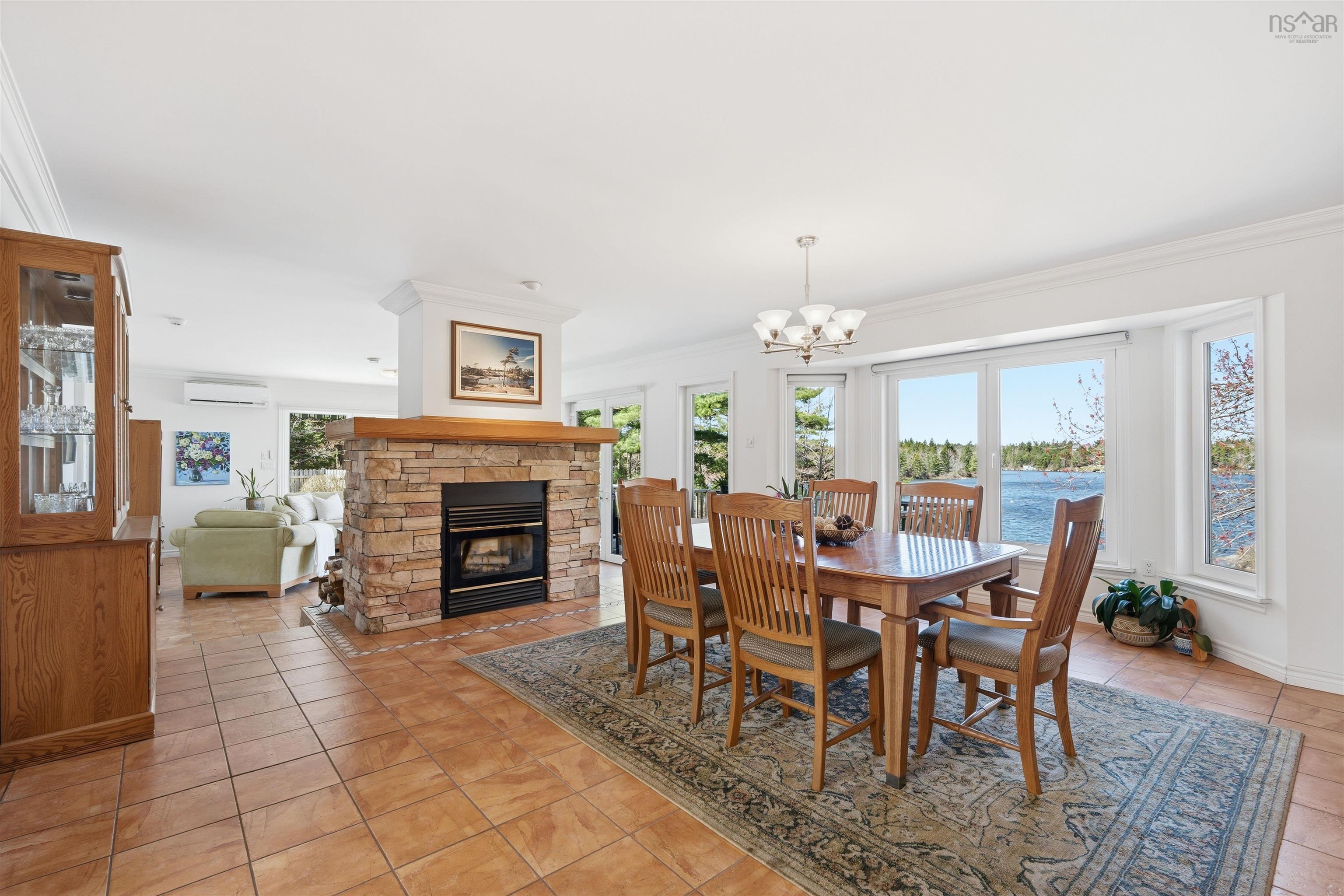 $1,300,000.00: 243 Lakeshore Drive, Hammonds Plains