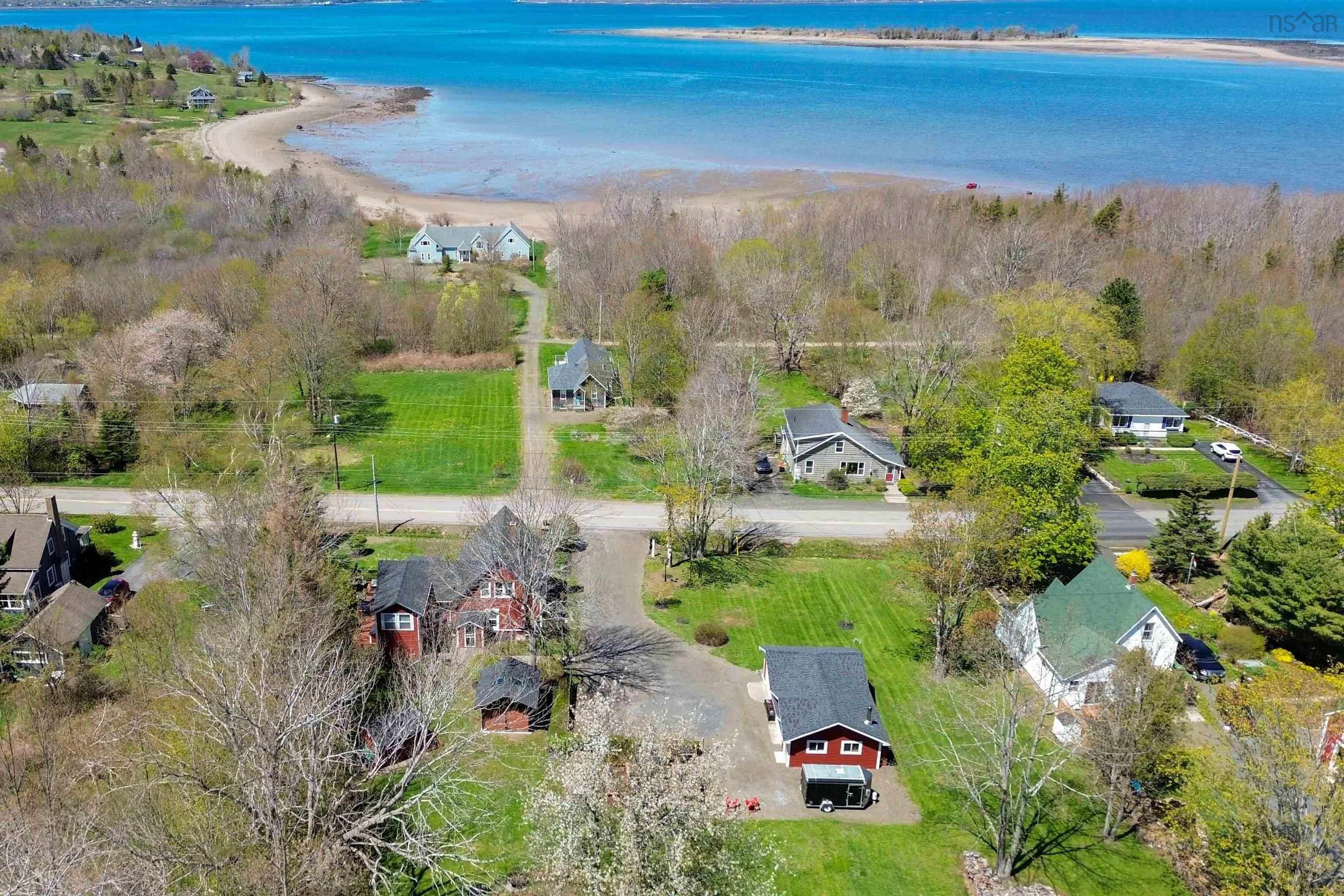 $749,000.00: 646 Highway 1, Smiths Cove