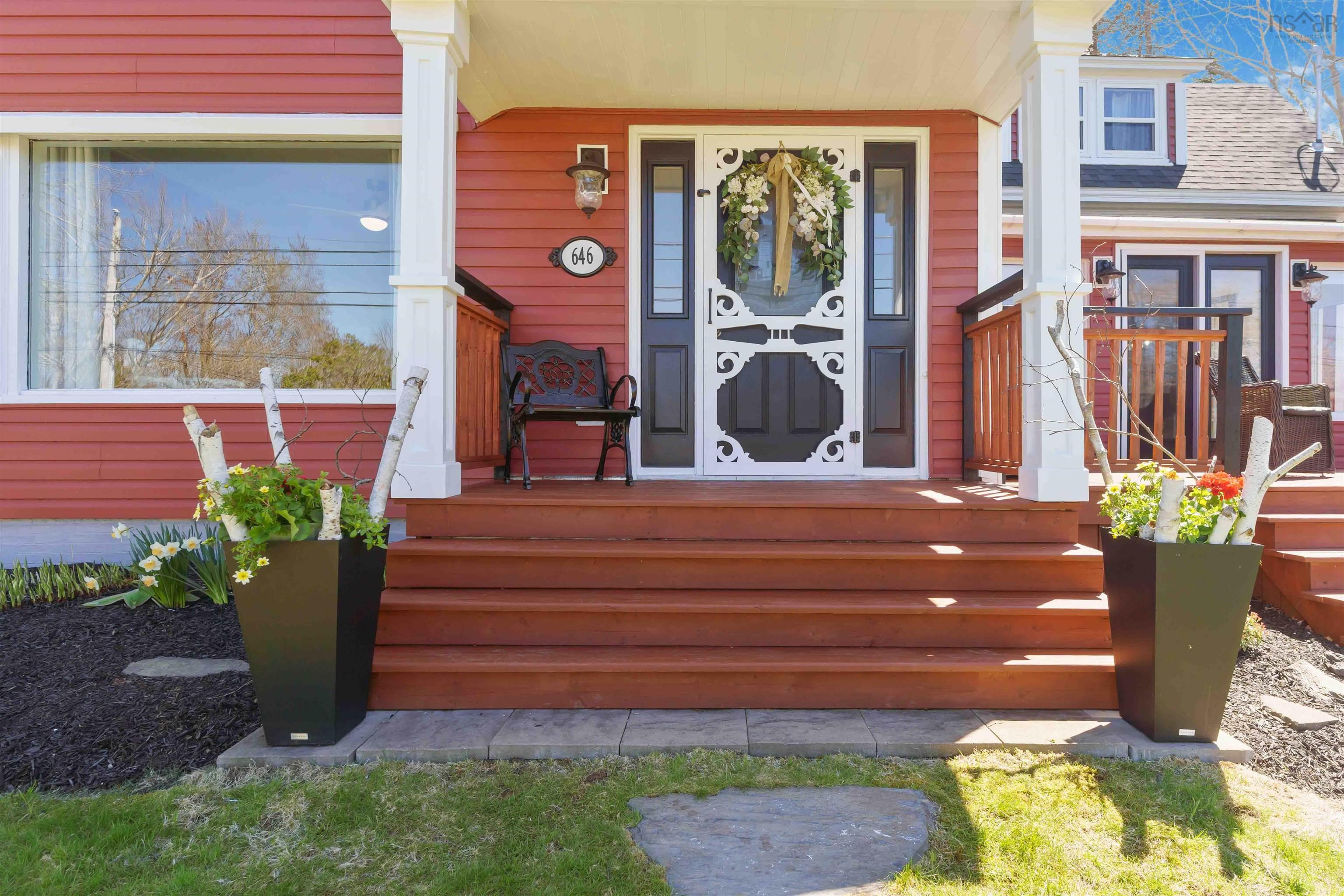 $749,000.00: 646 Highway 1, Smiths Cove