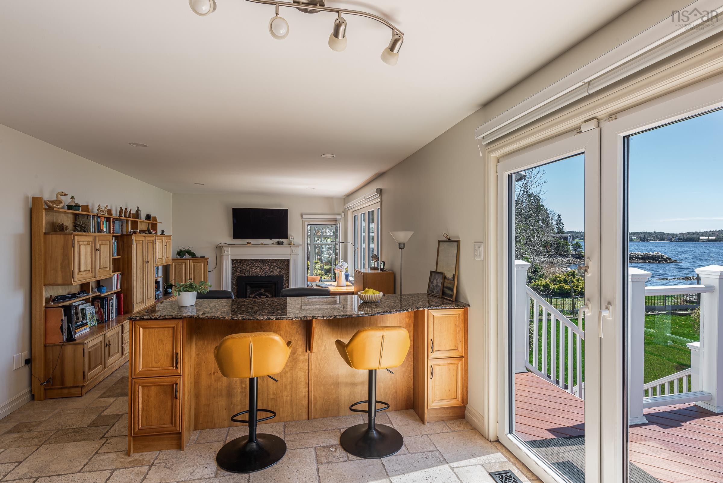$1,299,900.00: 129 Masons Point Road, Head Of St. Margarets Bay