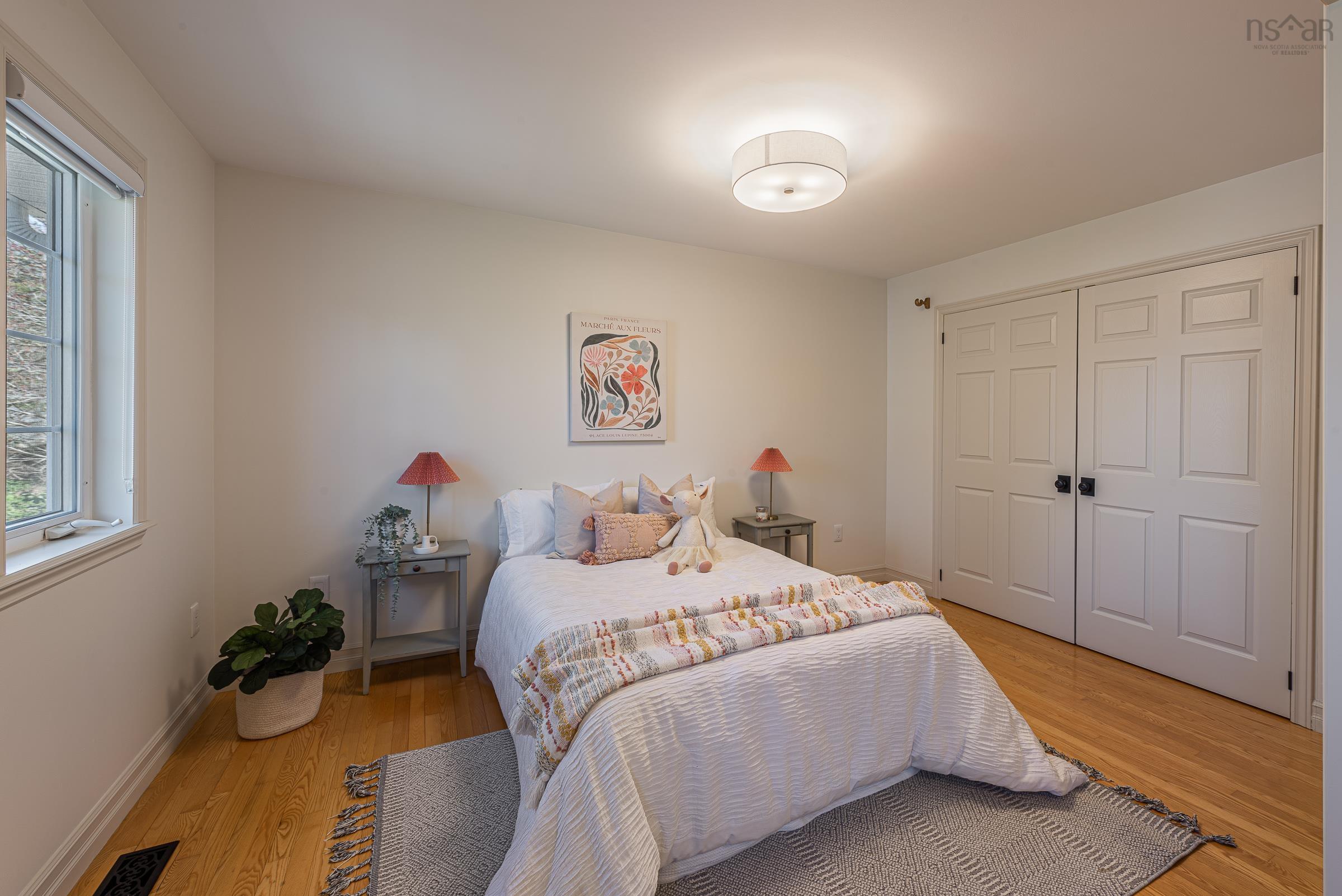 $1,299,900.00: 129 Masons Point Road, Head Of St. Margarets Bay