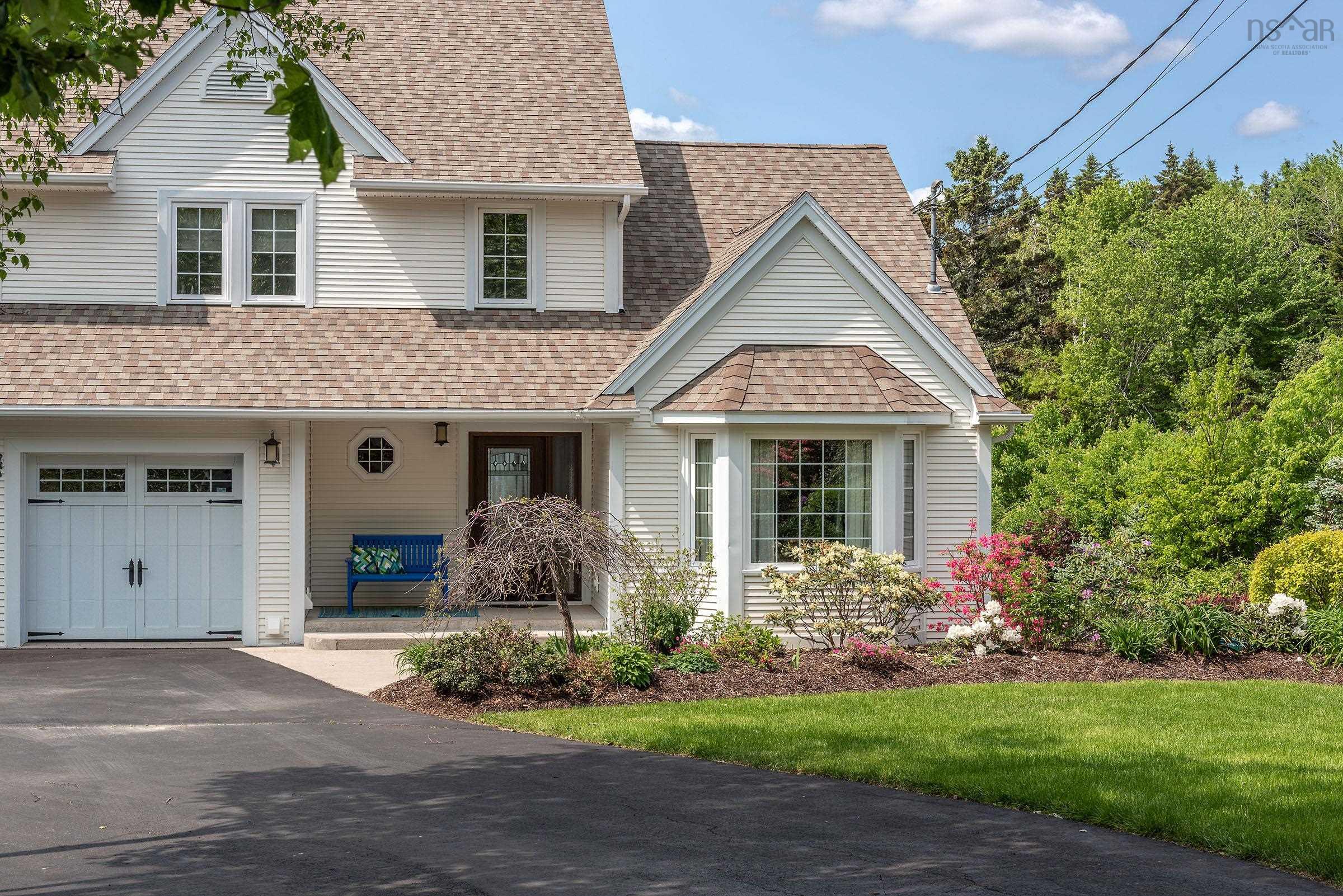 $1,299,900.00: 129 Masons Point Road, Head Of St. Margarets Bay