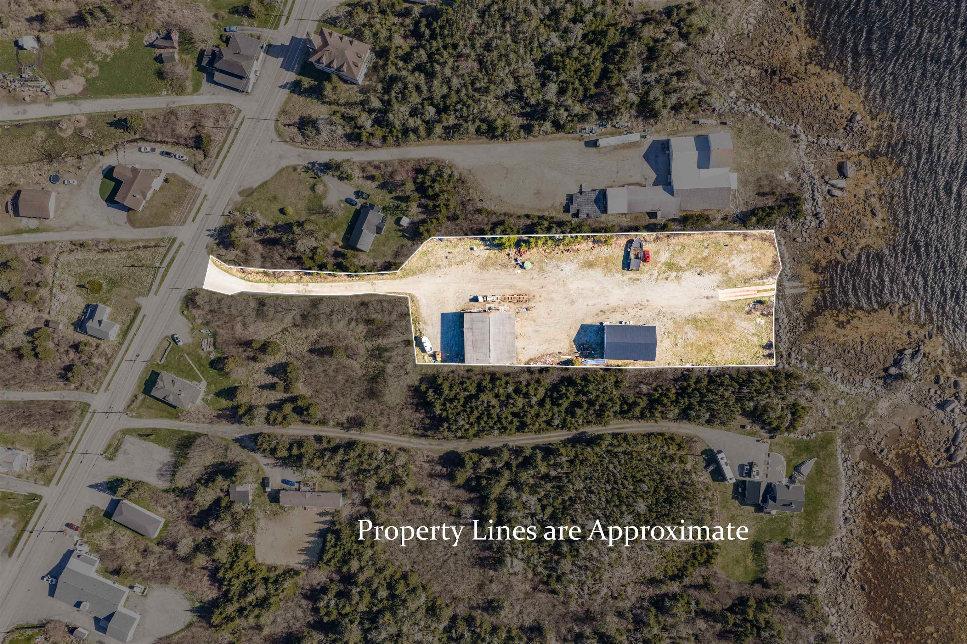 $799,000.00: 6717 3 Highway, Lower Woods Harbour