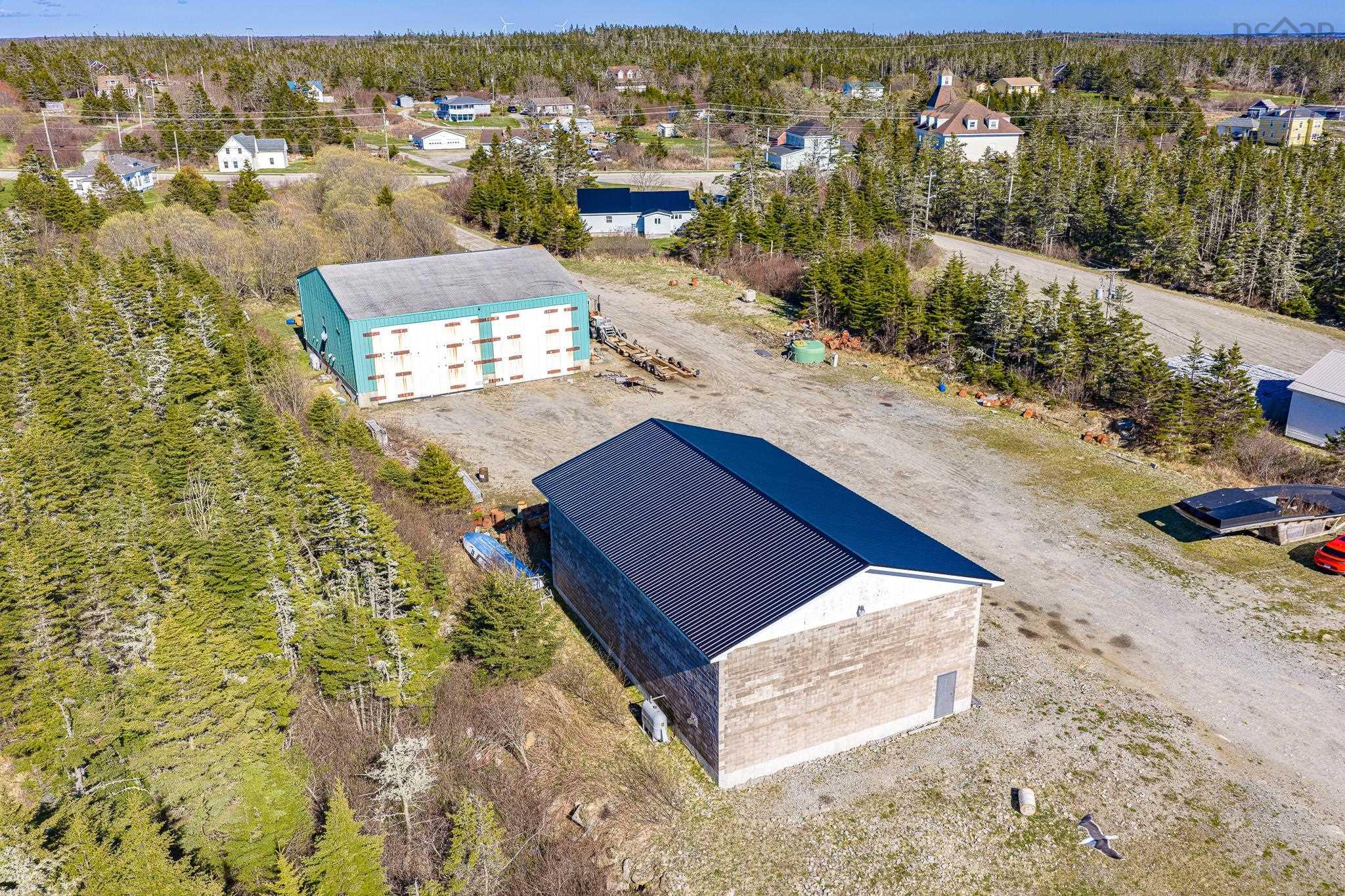 $799,000.00: 6717 3 Highway, Lower Woods Harbour