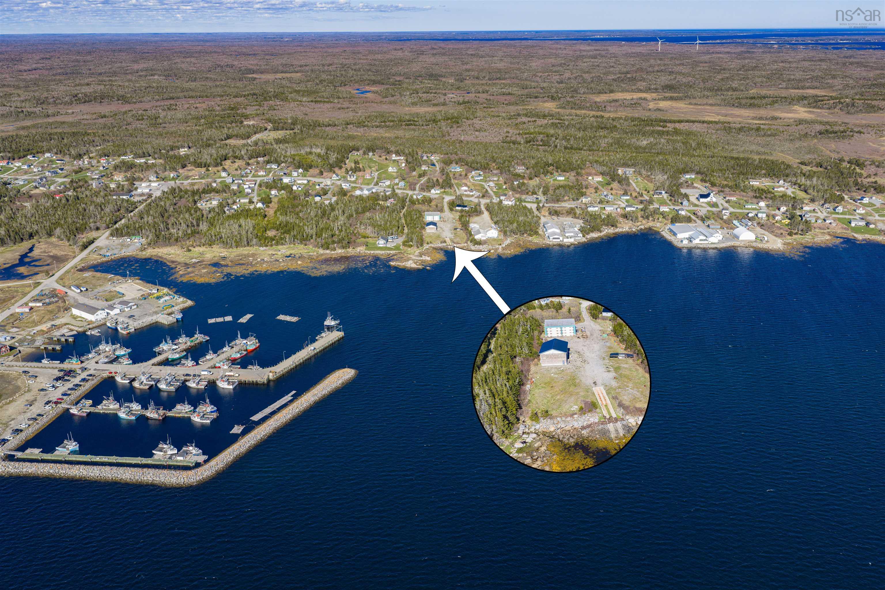 $799,000.00: 6717 3 Highway, Lower Woods Harbour