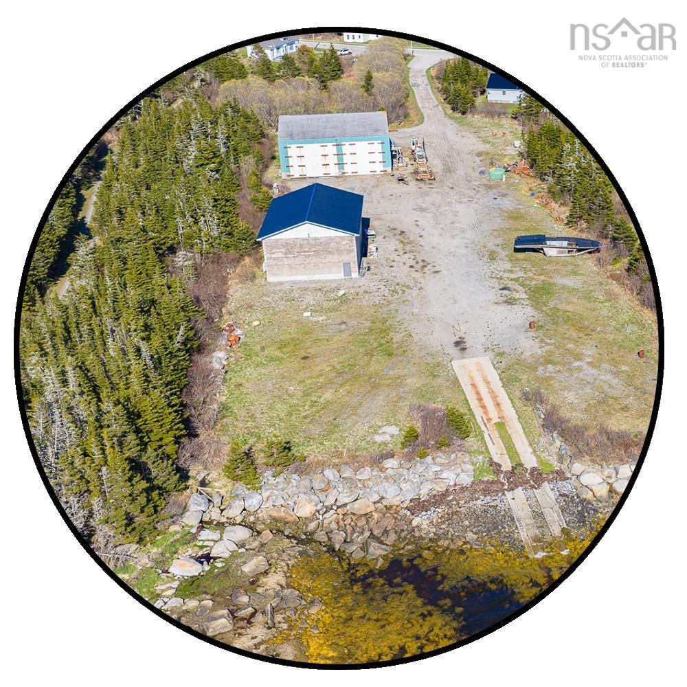 $799,000.00: 6717 3 Highway, Lower Woods Harbour