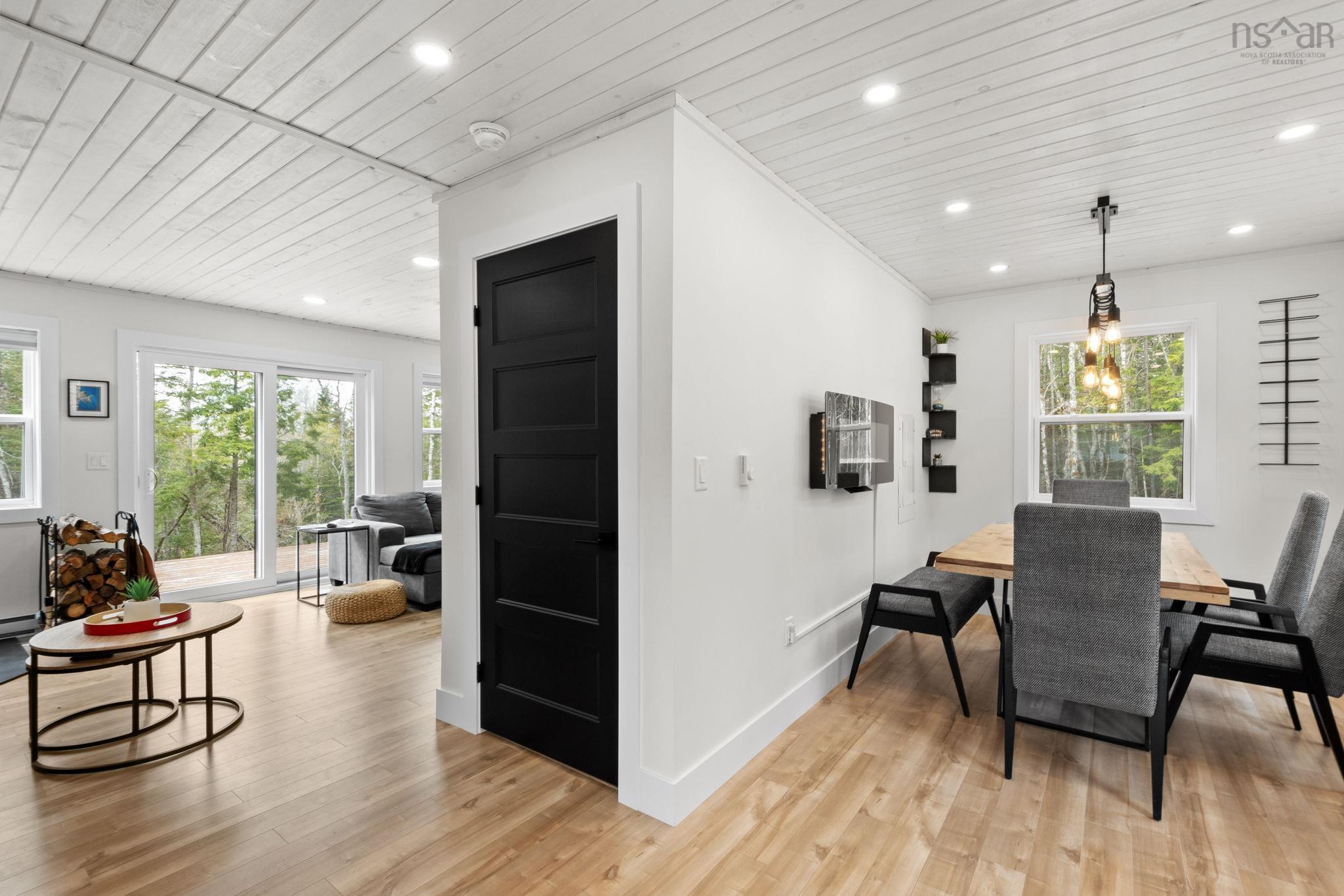 $433,000.00: 75 21 Dove, Vaughan