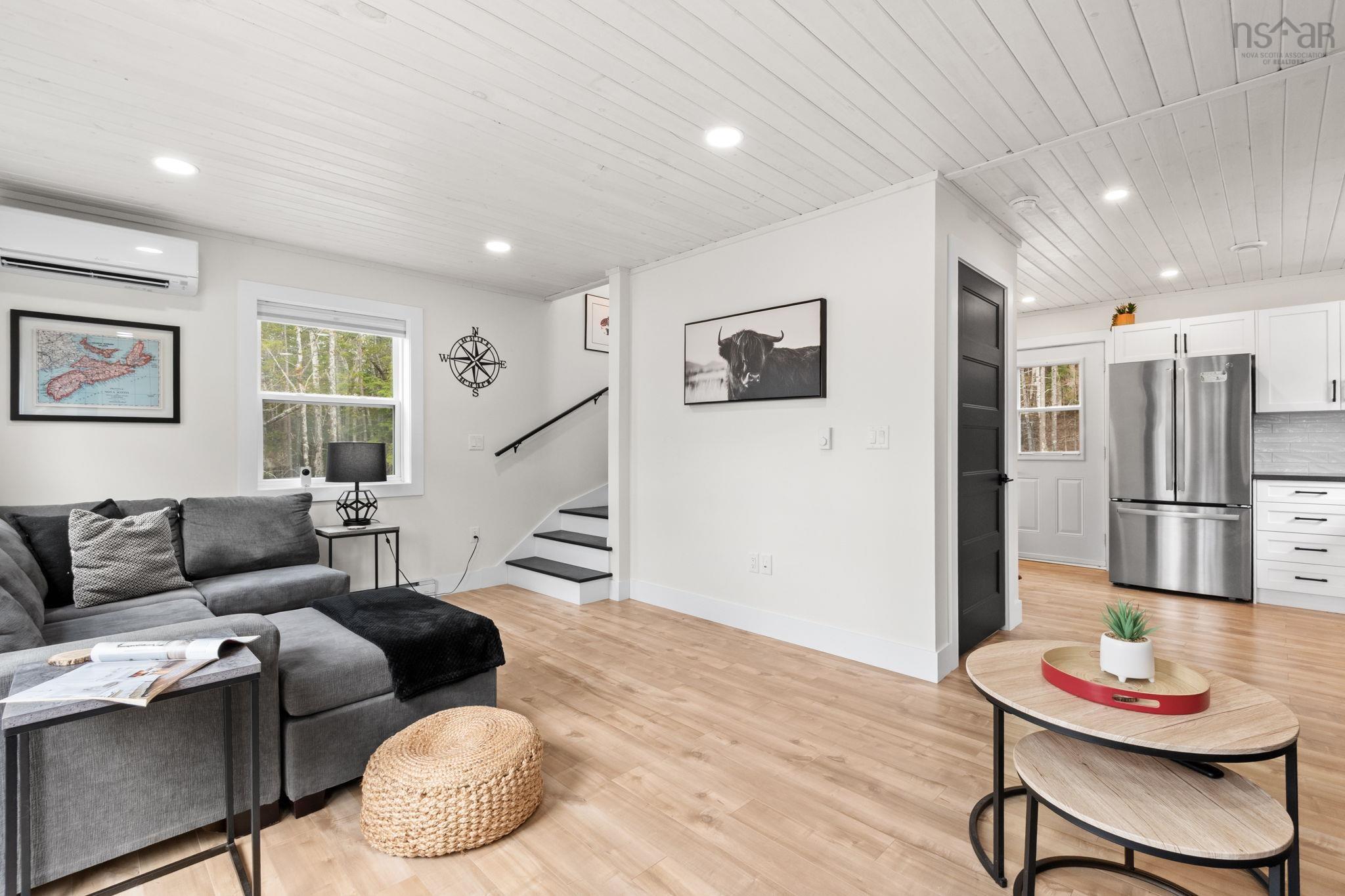 $433,000.00: 75 21 Dove, Vaughan