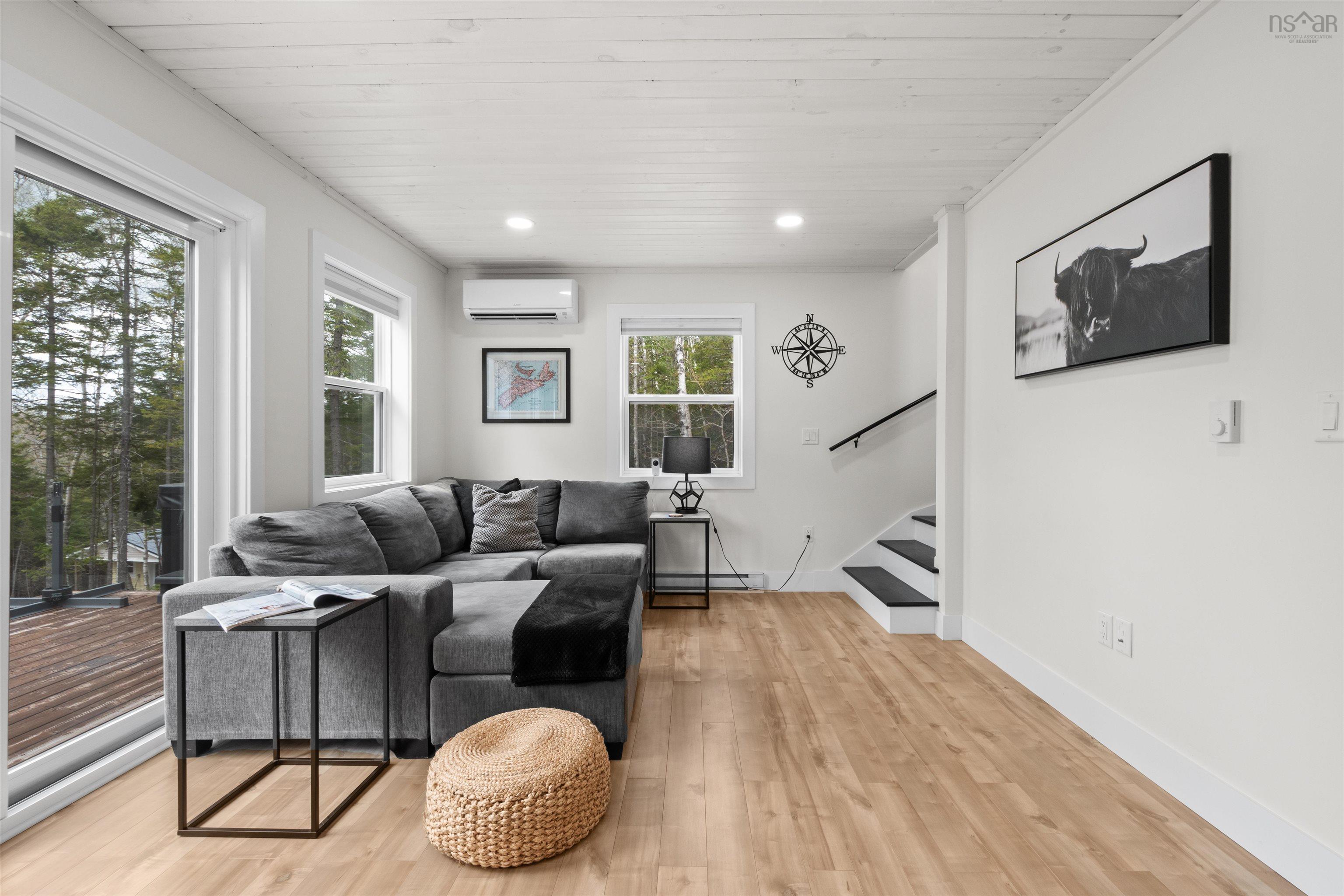 $433,000.00: 75 21 Dove, Vaughan