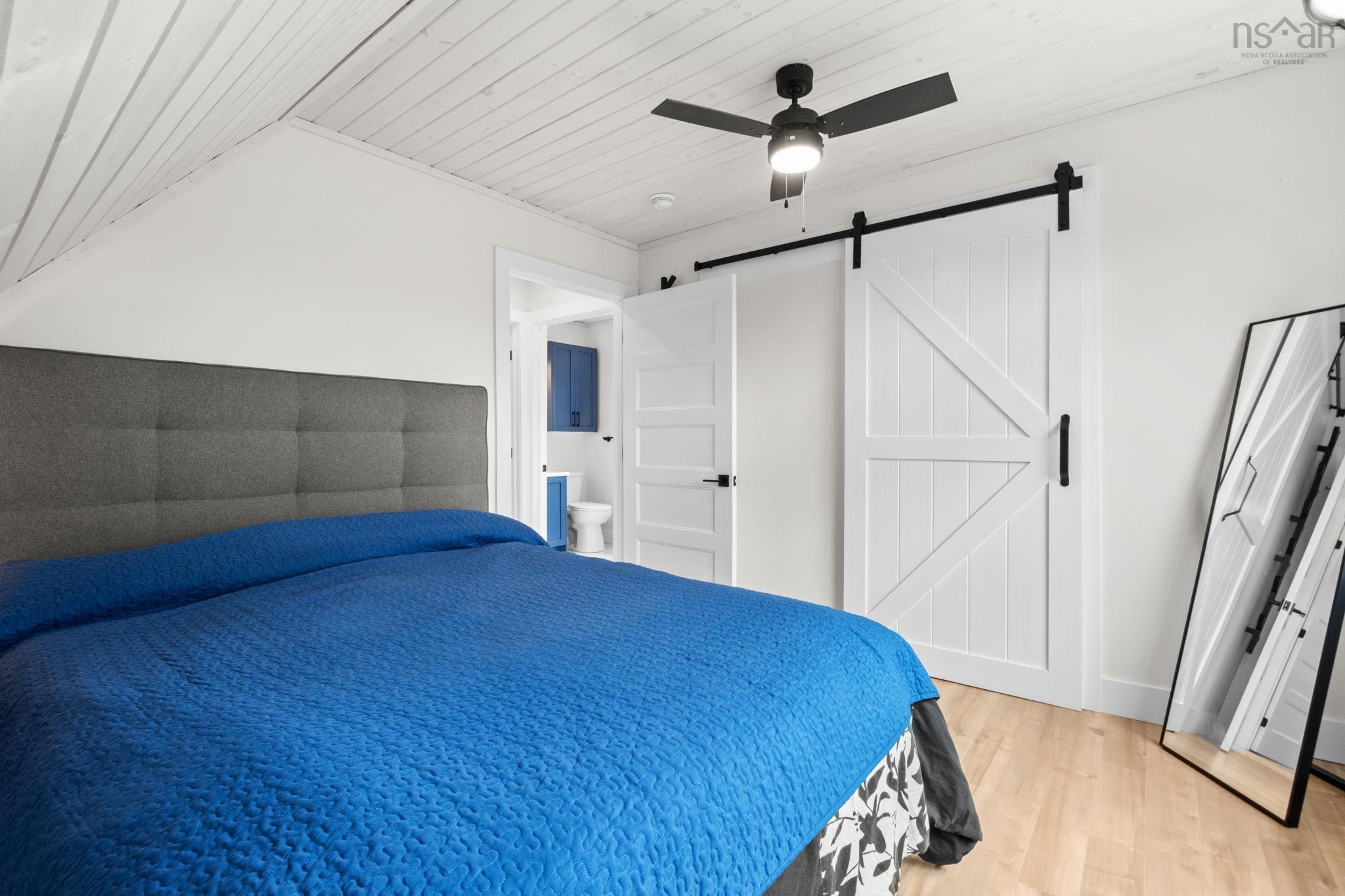 $433,000.00: 75 21 Dove, Vaughan