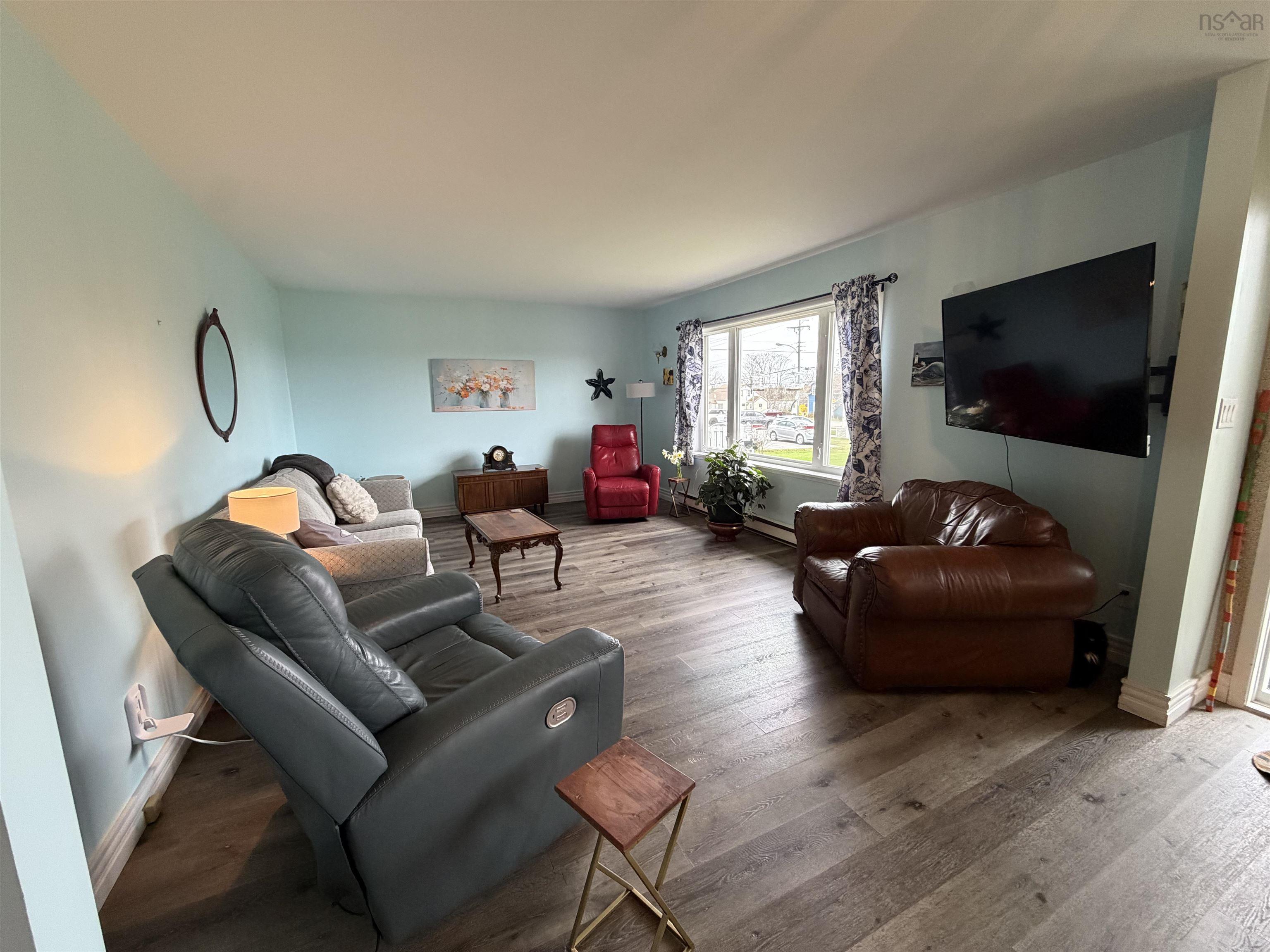 $359,999.00: 3440 3 Highway, Barrington Passage