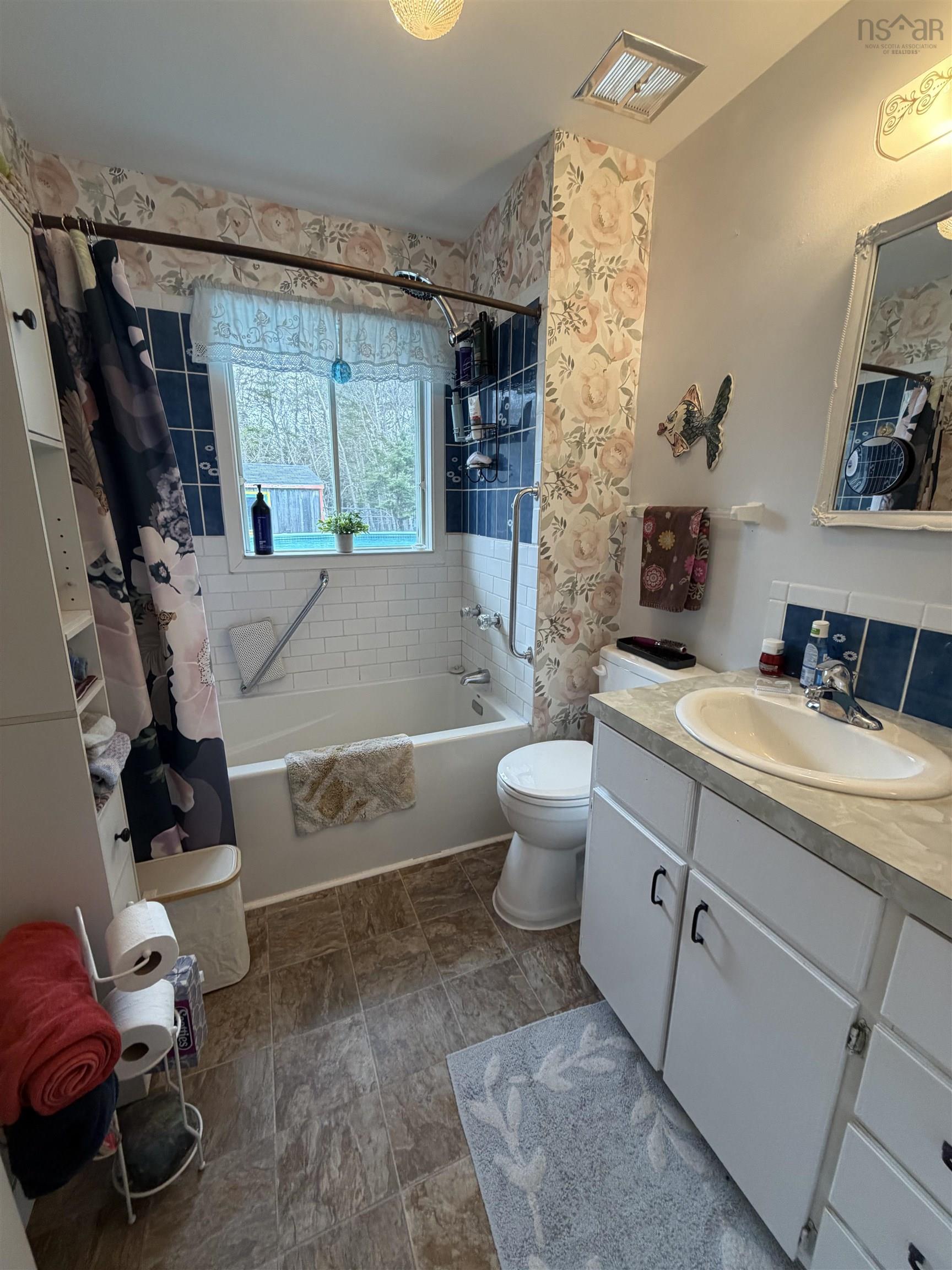$359,999.00: 3440 3 Highway, Barrington Passage