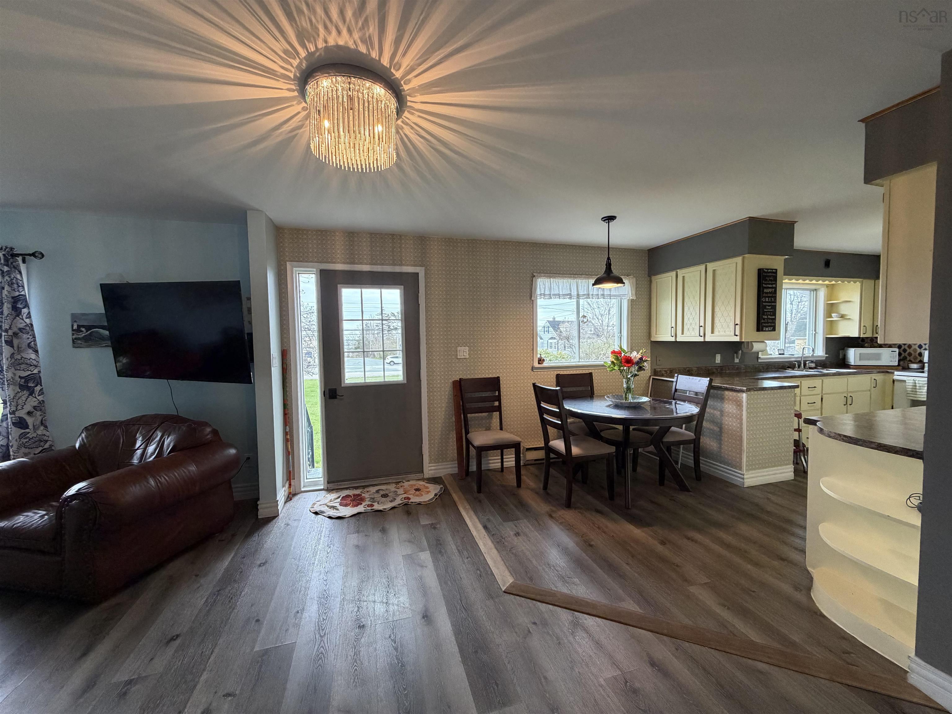 $359,999.00: 3440 3 Highway, Barrington Passage