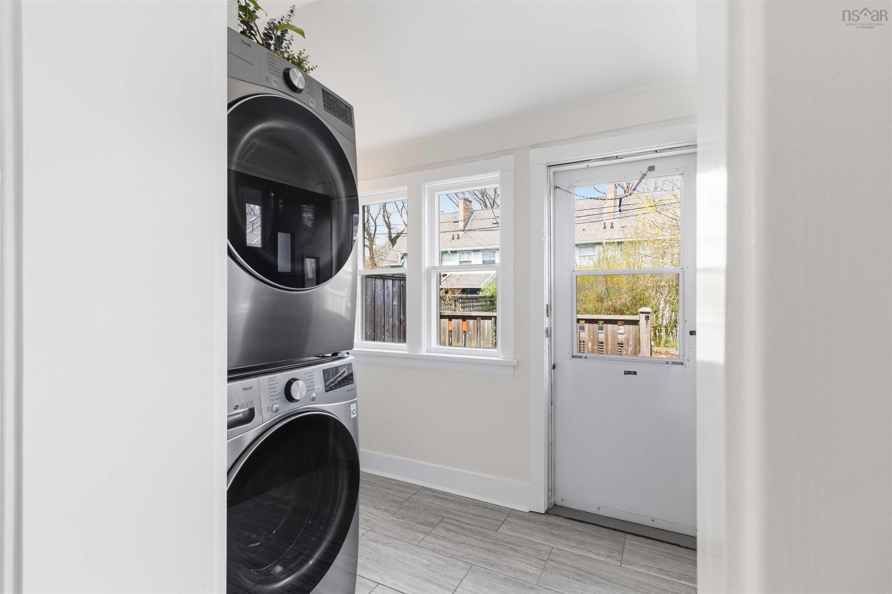 $659,900.00: 5543 Hennessey Place, Halifax Peninsula