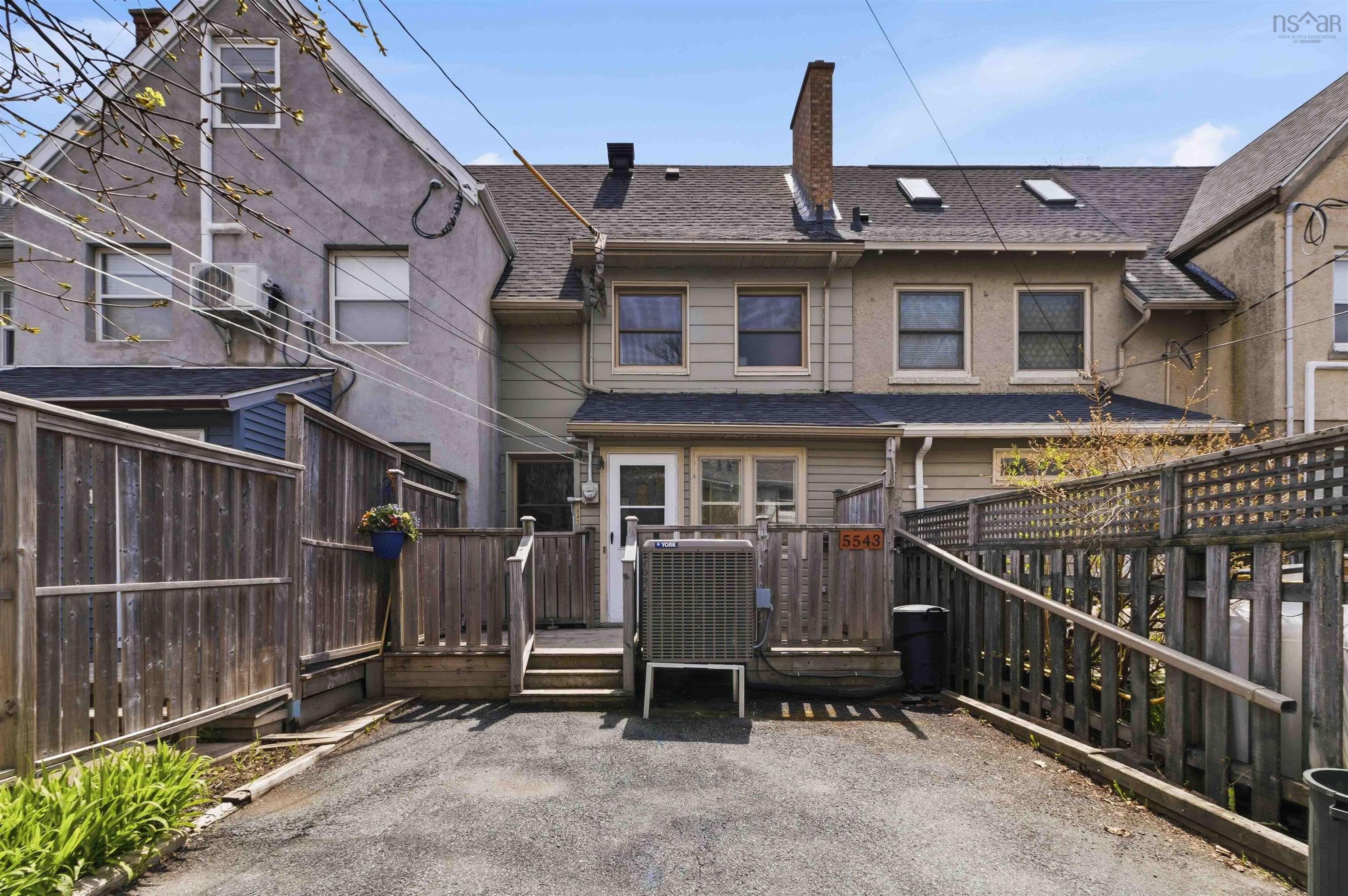 $659,900.00: 5543 Hennessey Place, Halifax Peninsula
