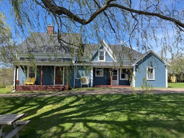 $991,000.00: 2939 221 Highway, Weston
