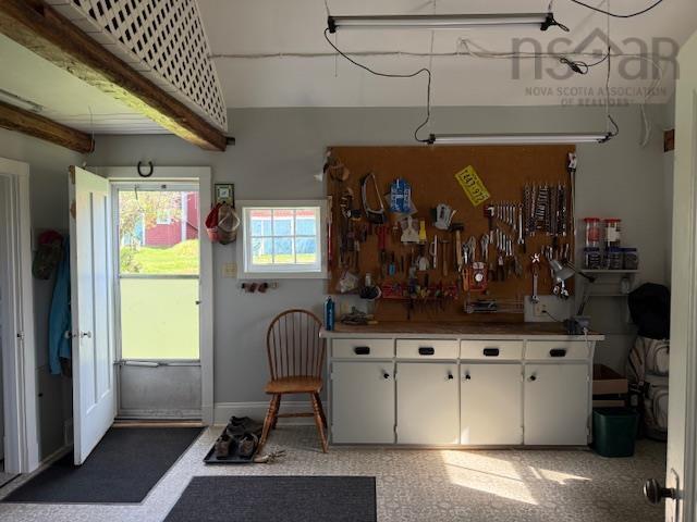 $991,000.00: 2939 221 Highway, Weston