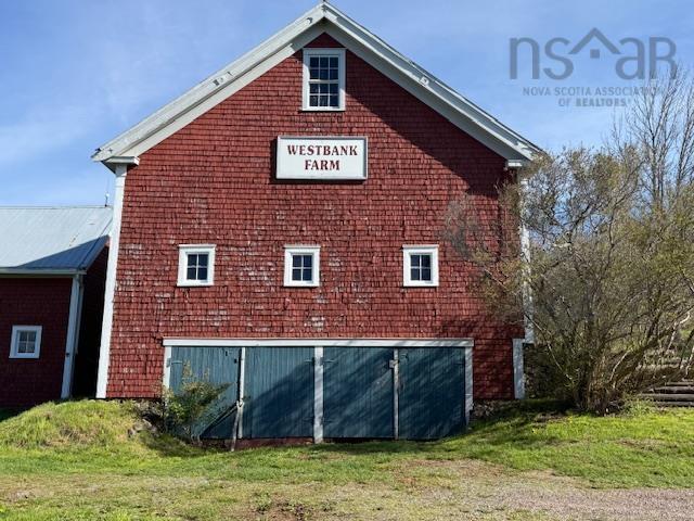 $991,000.00: 2939 221 Highway, Weston