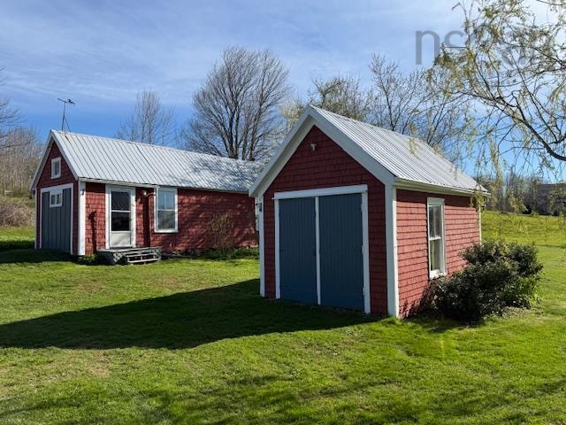 $991,000.00: 2939 221 Highway, Weston