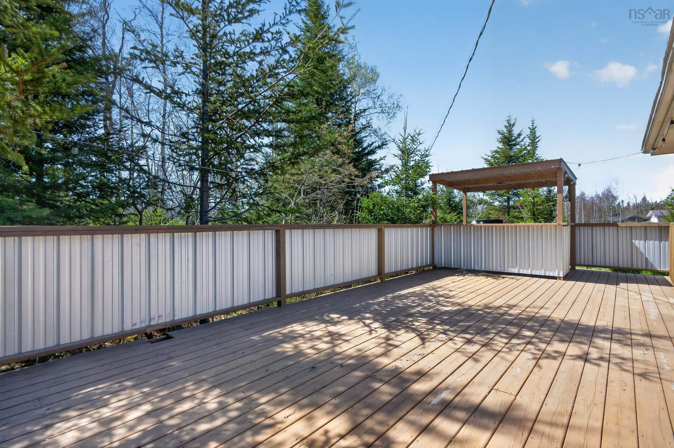 $399,900.00: 679 & 701 Findley Road, Northfield