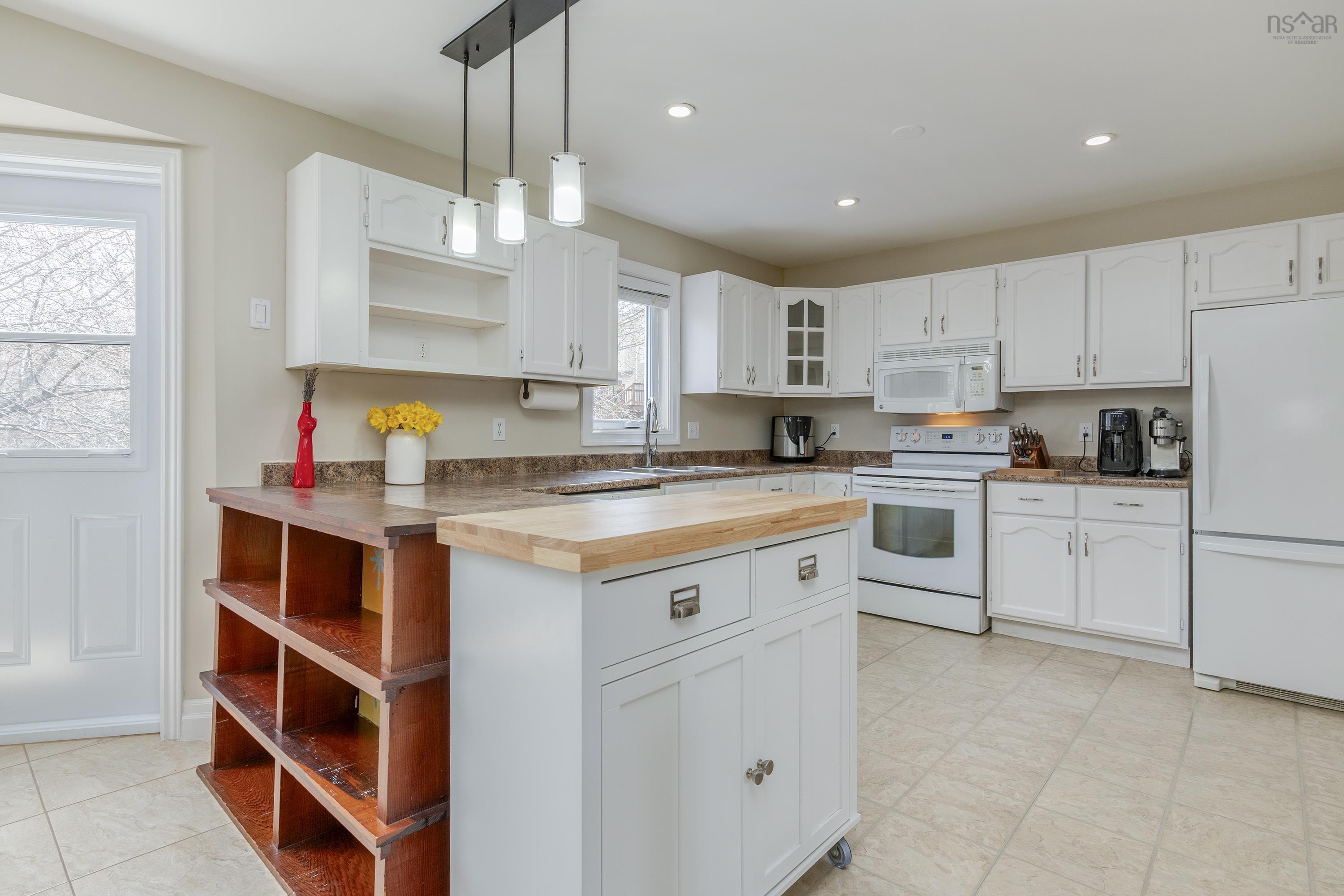 208 Breeze Drive, Dartmouth, NS (MLS 202611149)