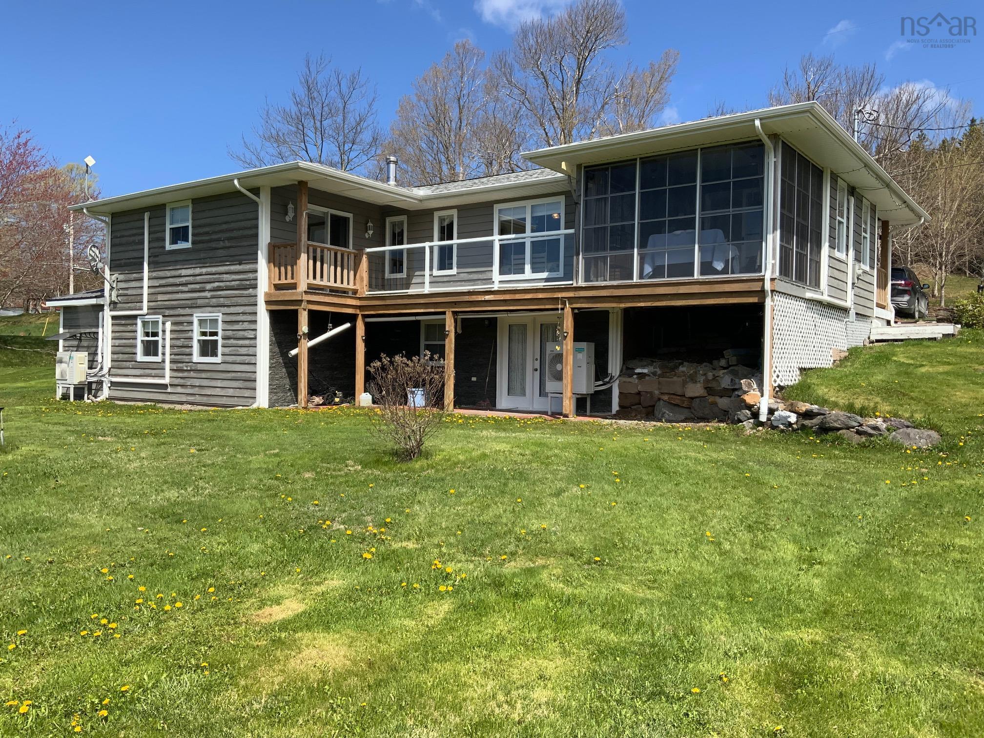 $399,700.00: 444 North Riverside Road, Guysborough Intervale