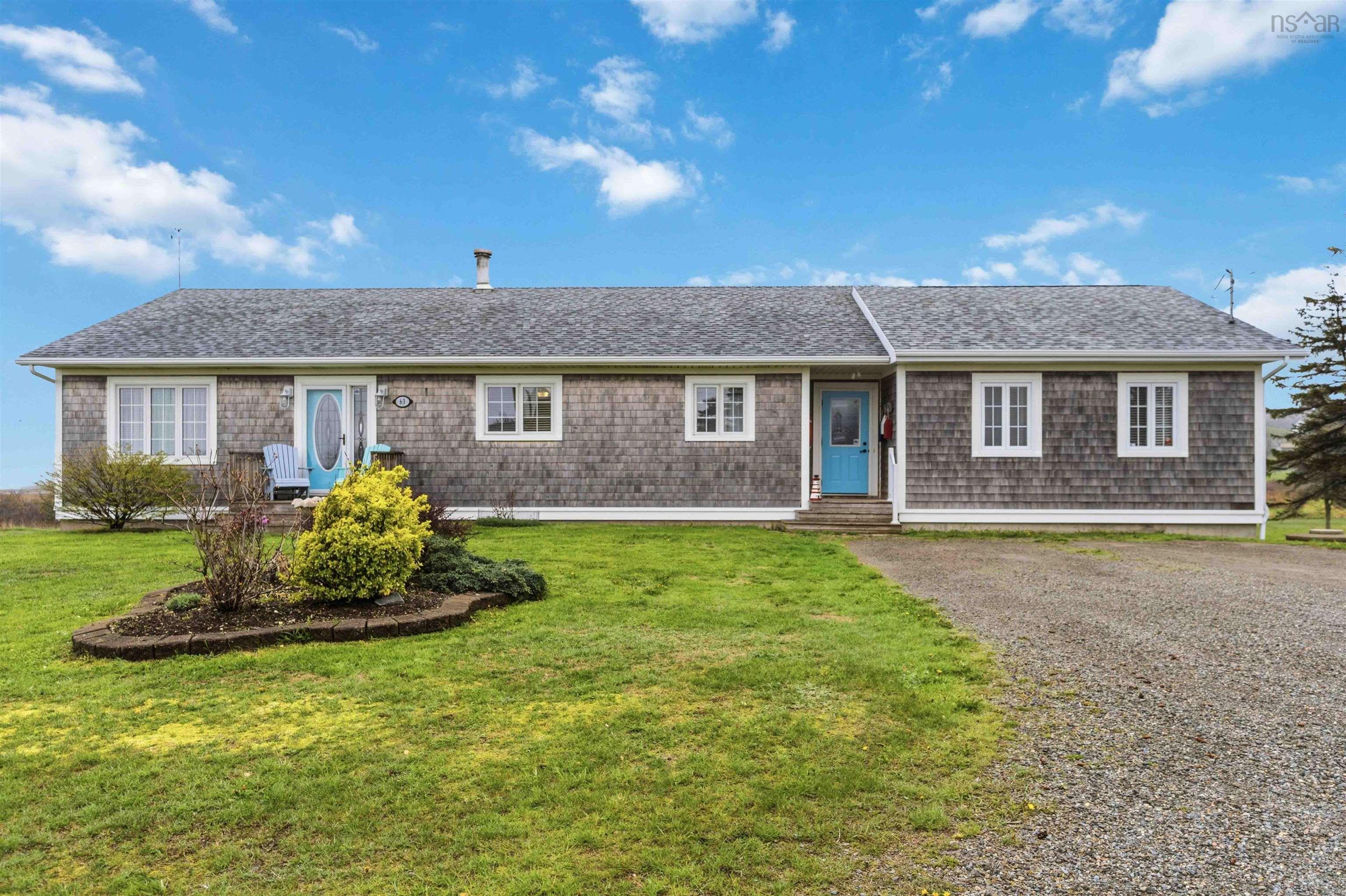 $595,000.00: 63 Chemin Dixon Road, Grosses Coques
