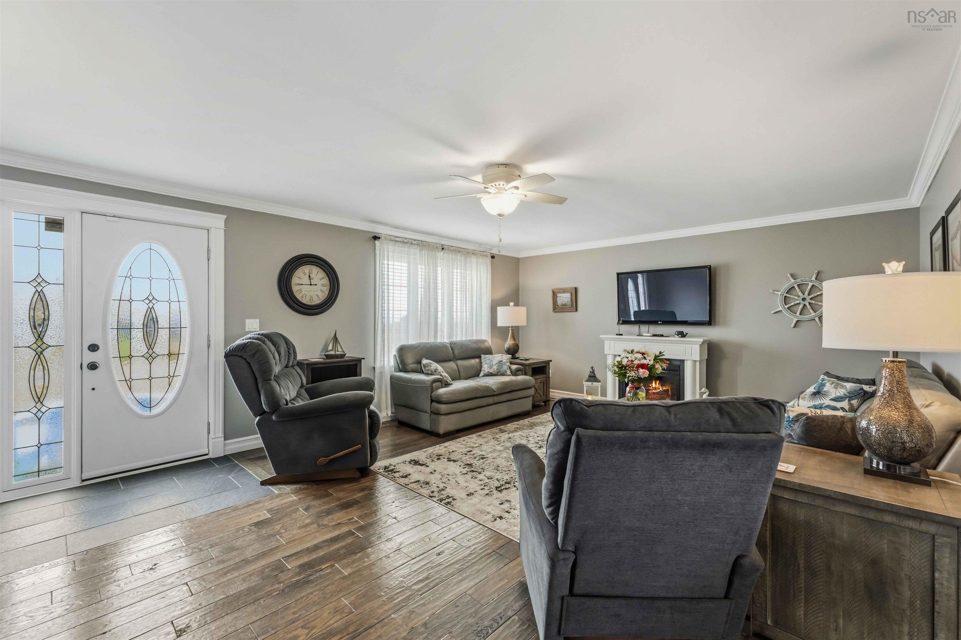 $595,000.00: 63 Chemin Dixon Road, Grosses Coques