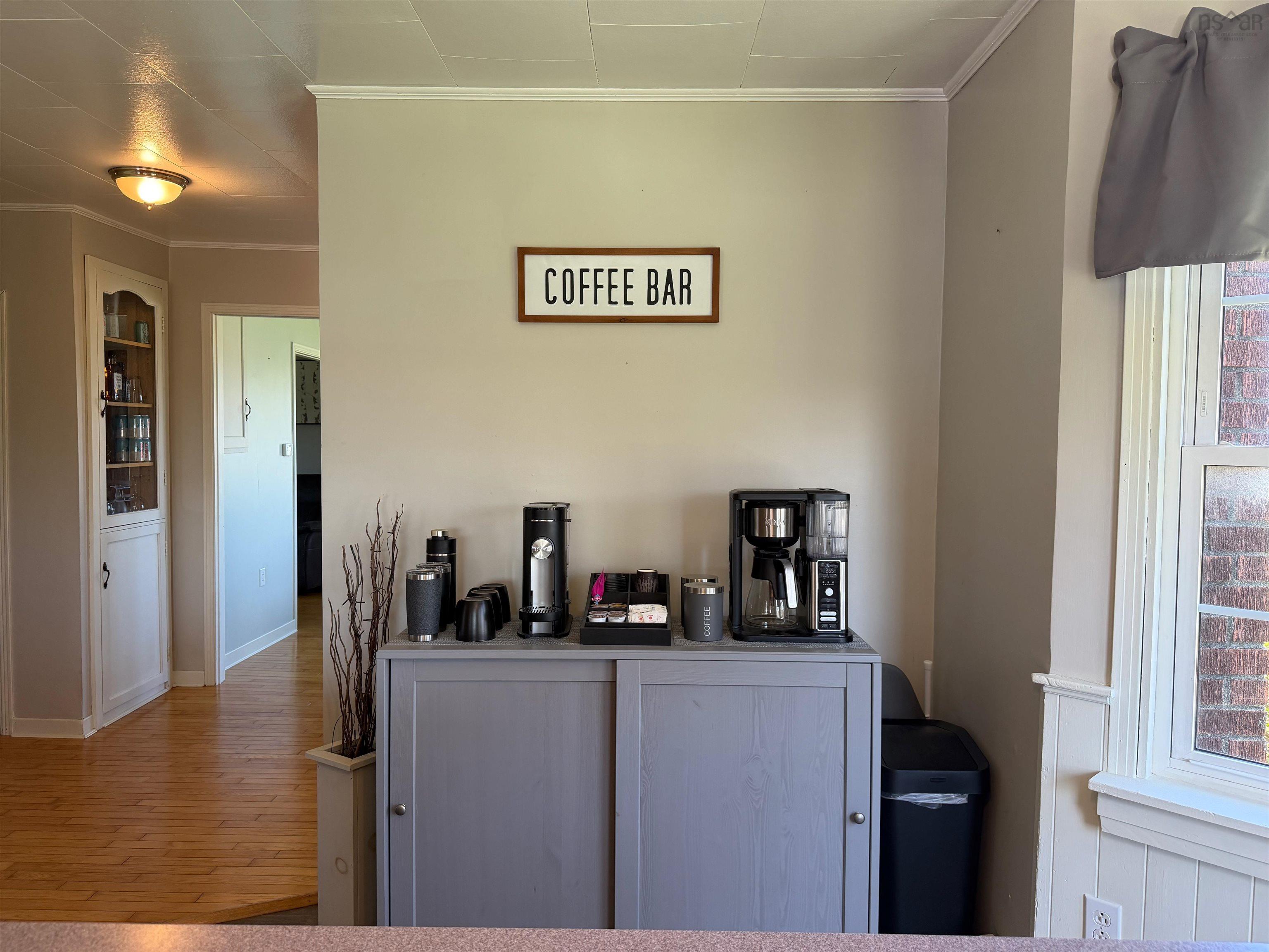 $359,900.00: 1540 Greenville Road, Hebron