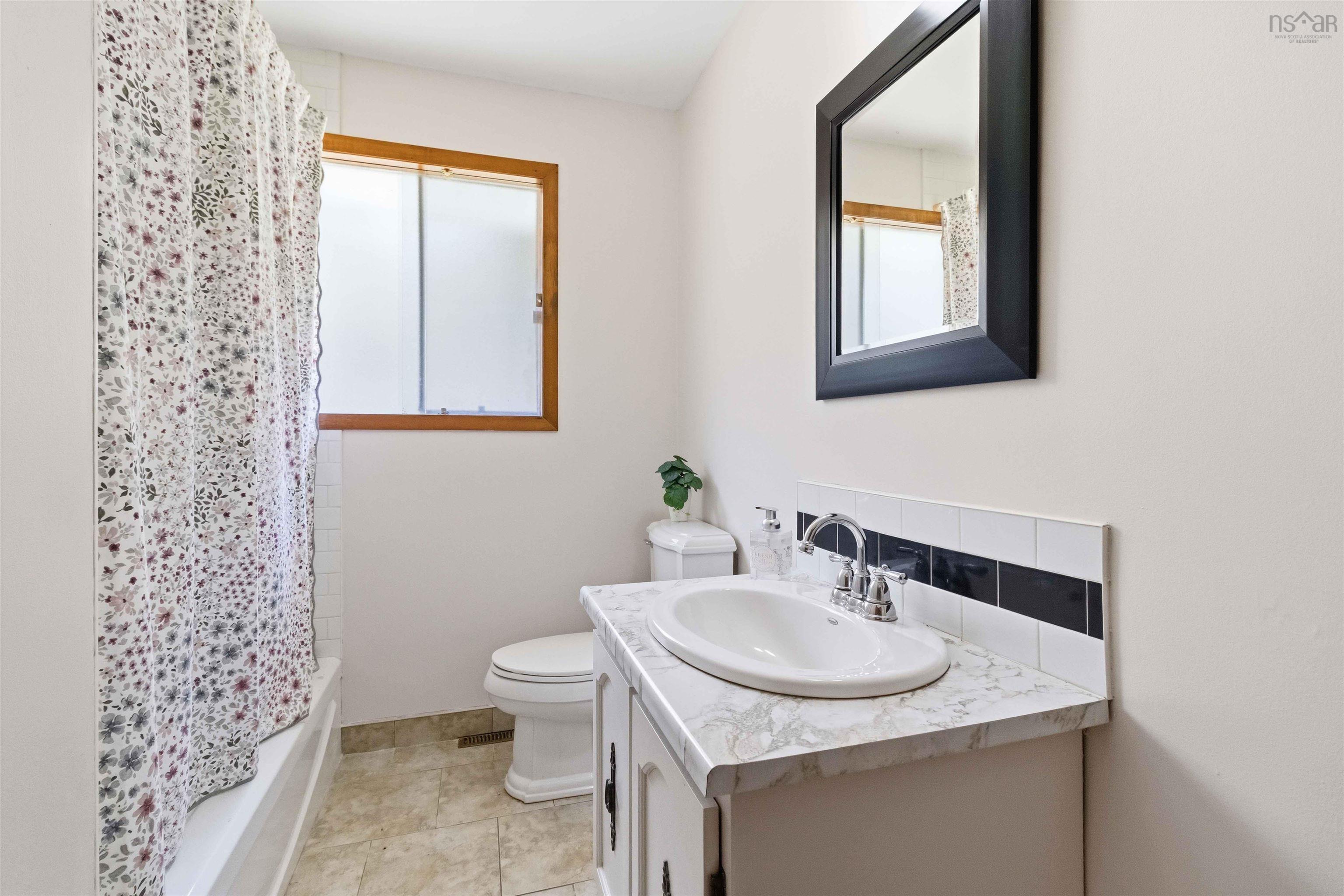 14 Ridgecrest Drive, Dartmouth, NS (MLS 202611190)