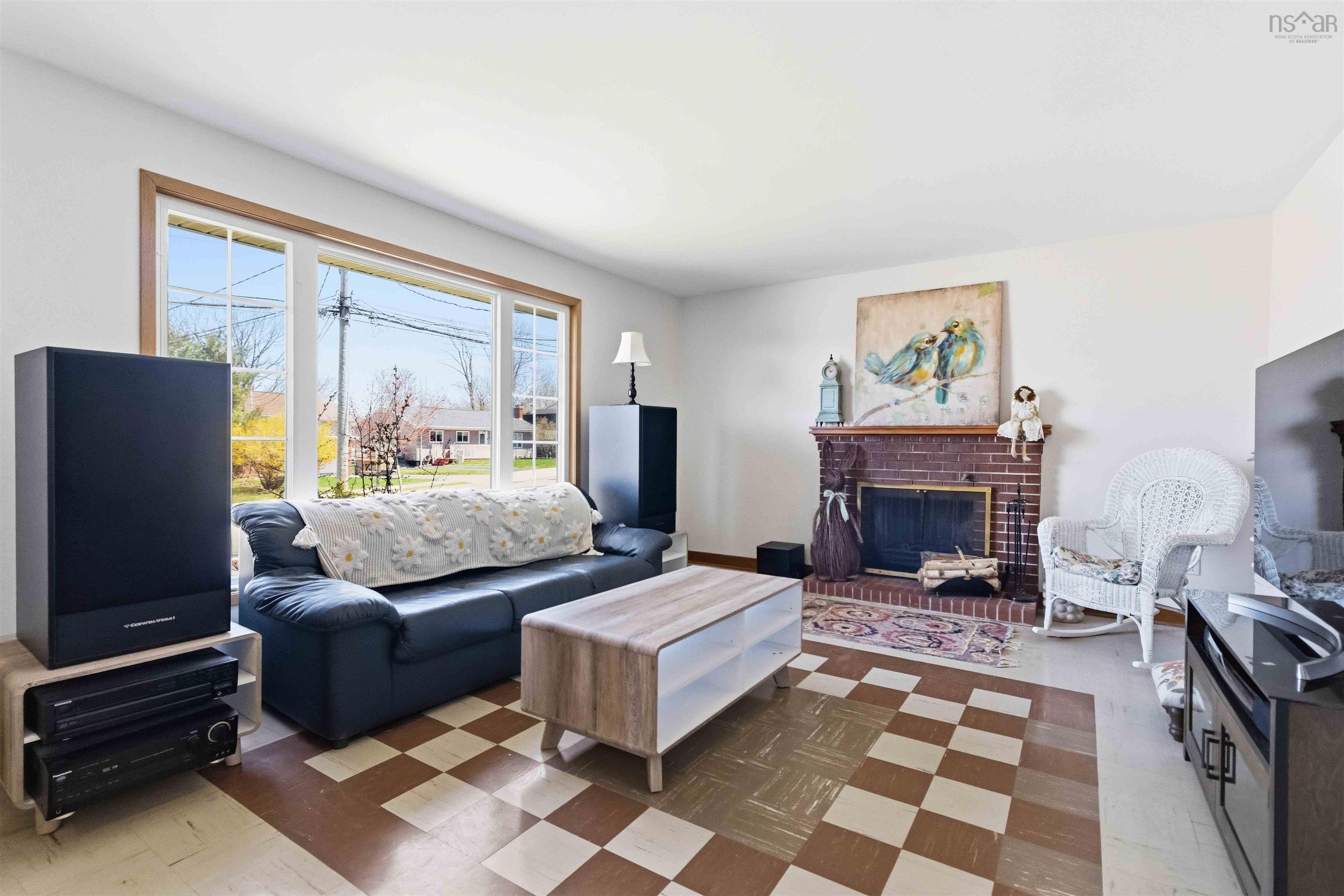 14 Ridgecrest Drive, Dartmouth, NS (MLS 202611190)