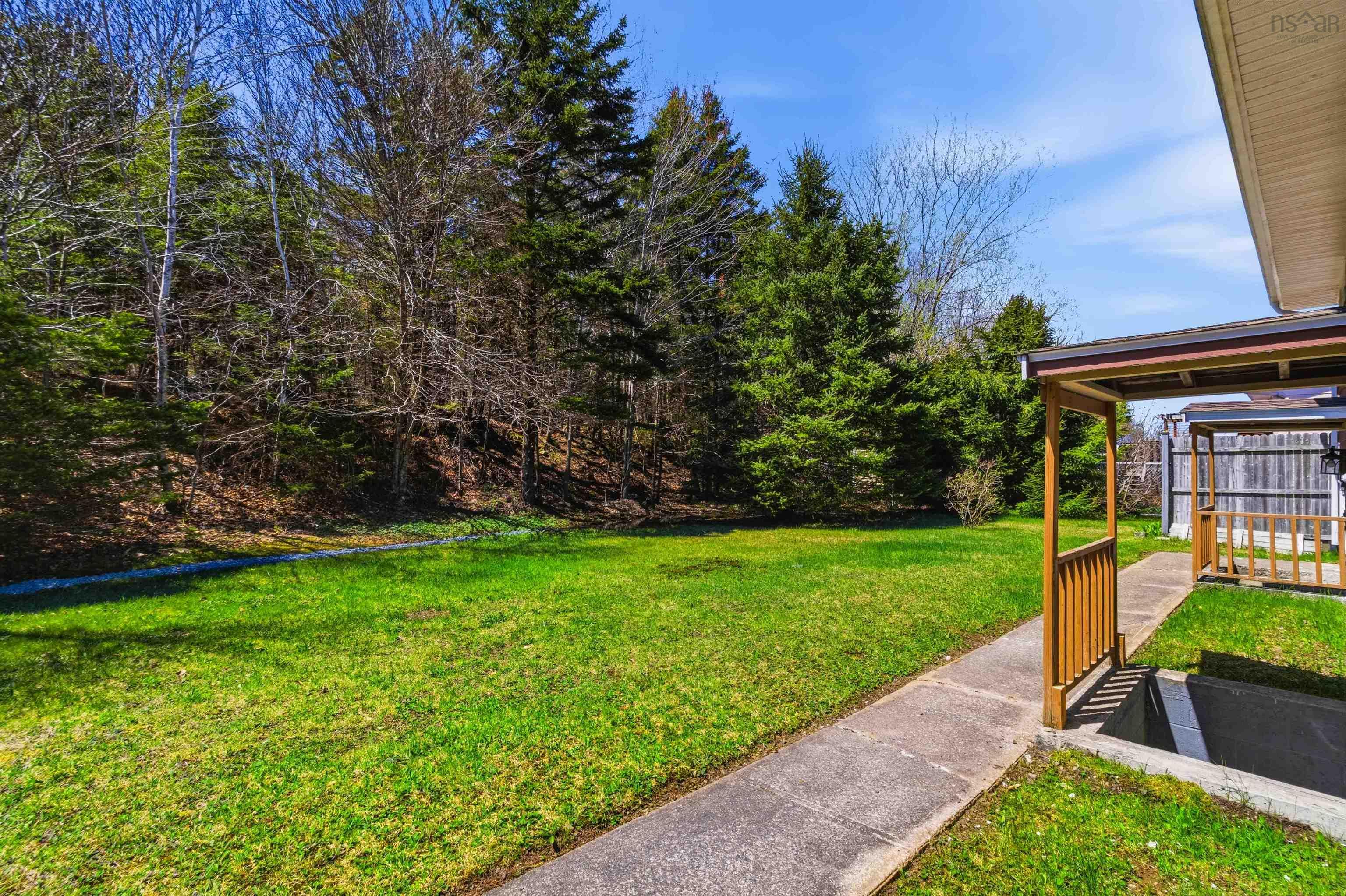 14 Ridgecrest Drive, Dartmouth, NS (MLS 202611190)