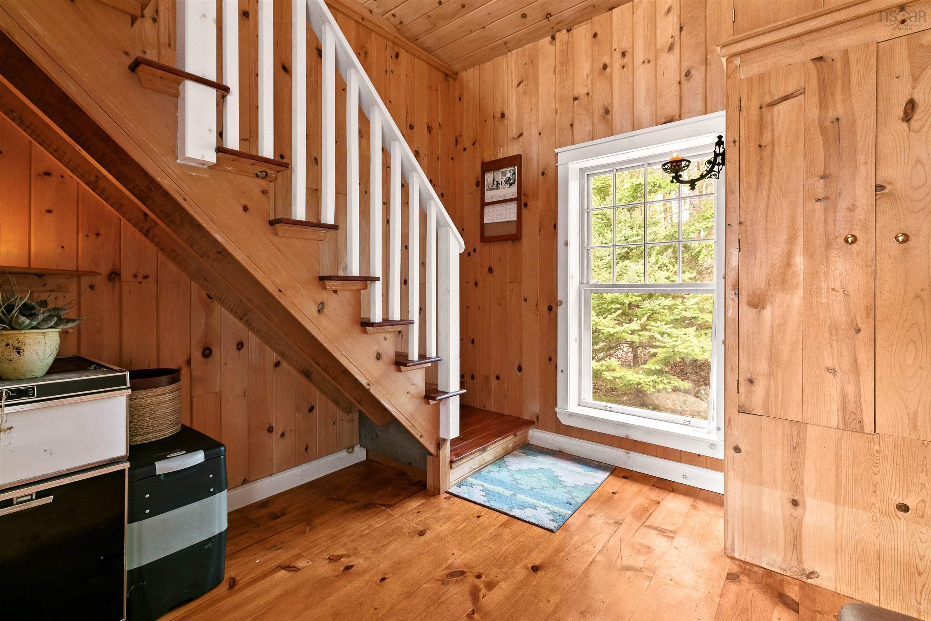 $2,499,900.00: Maple Island, Plymouth