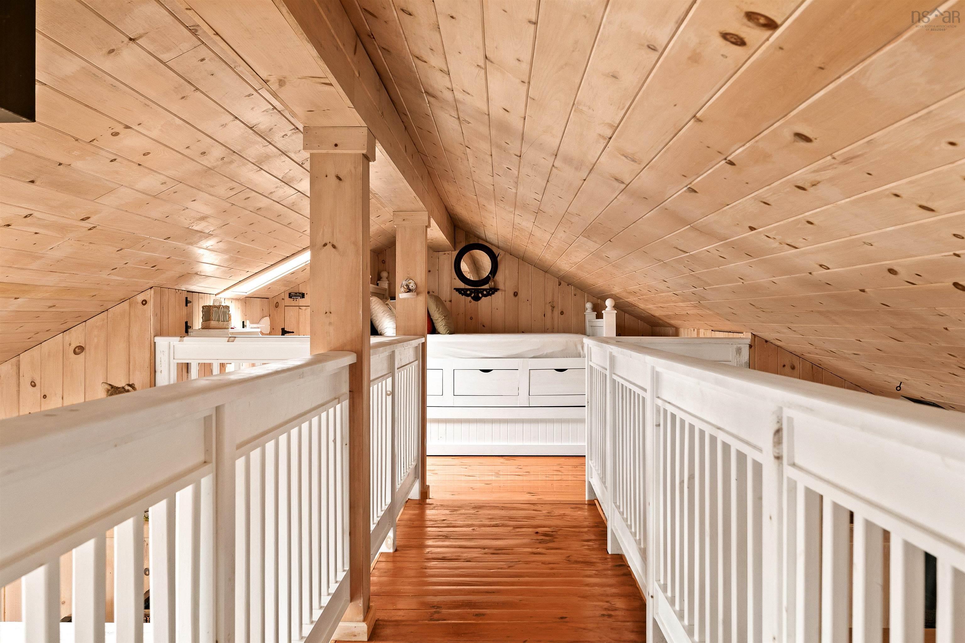 $2,499,900.00: Maple Island, Plymouth