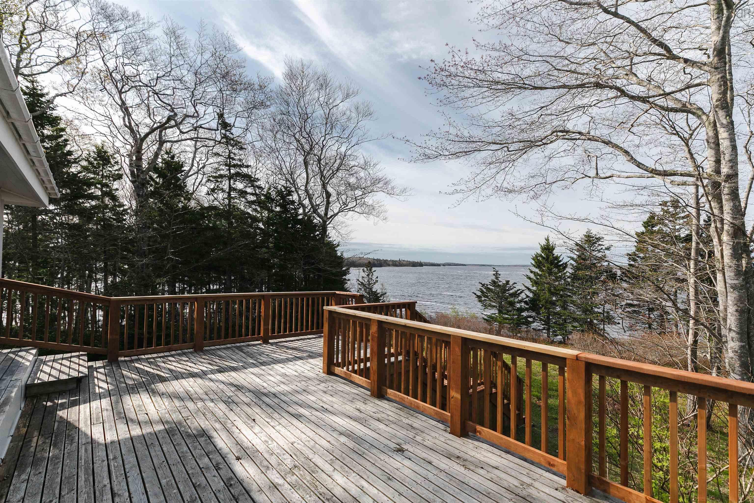 $2,499,900.00: Maple Island, Plymouth