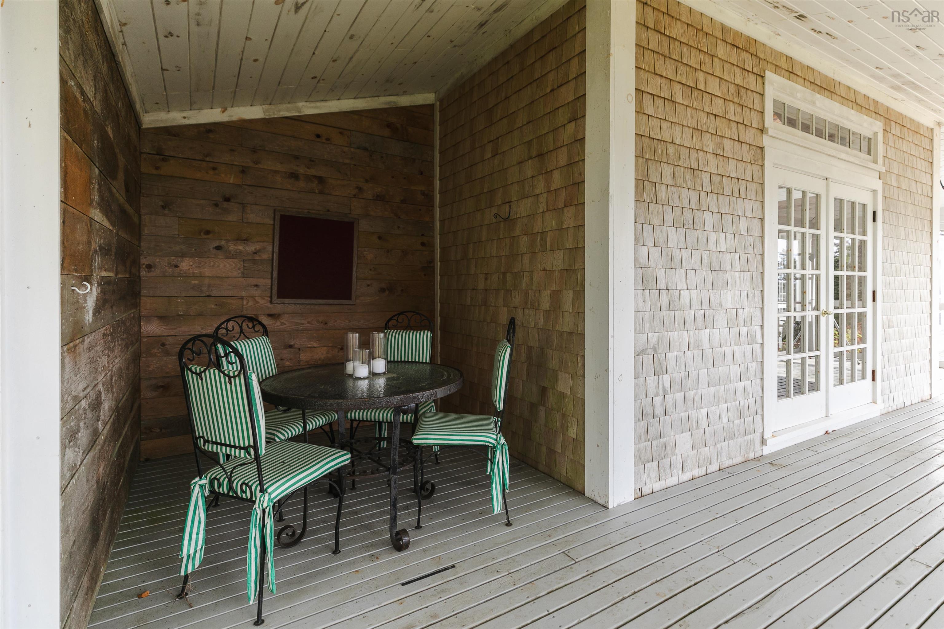 $2,499,900.00: Maple Island, Plymouth