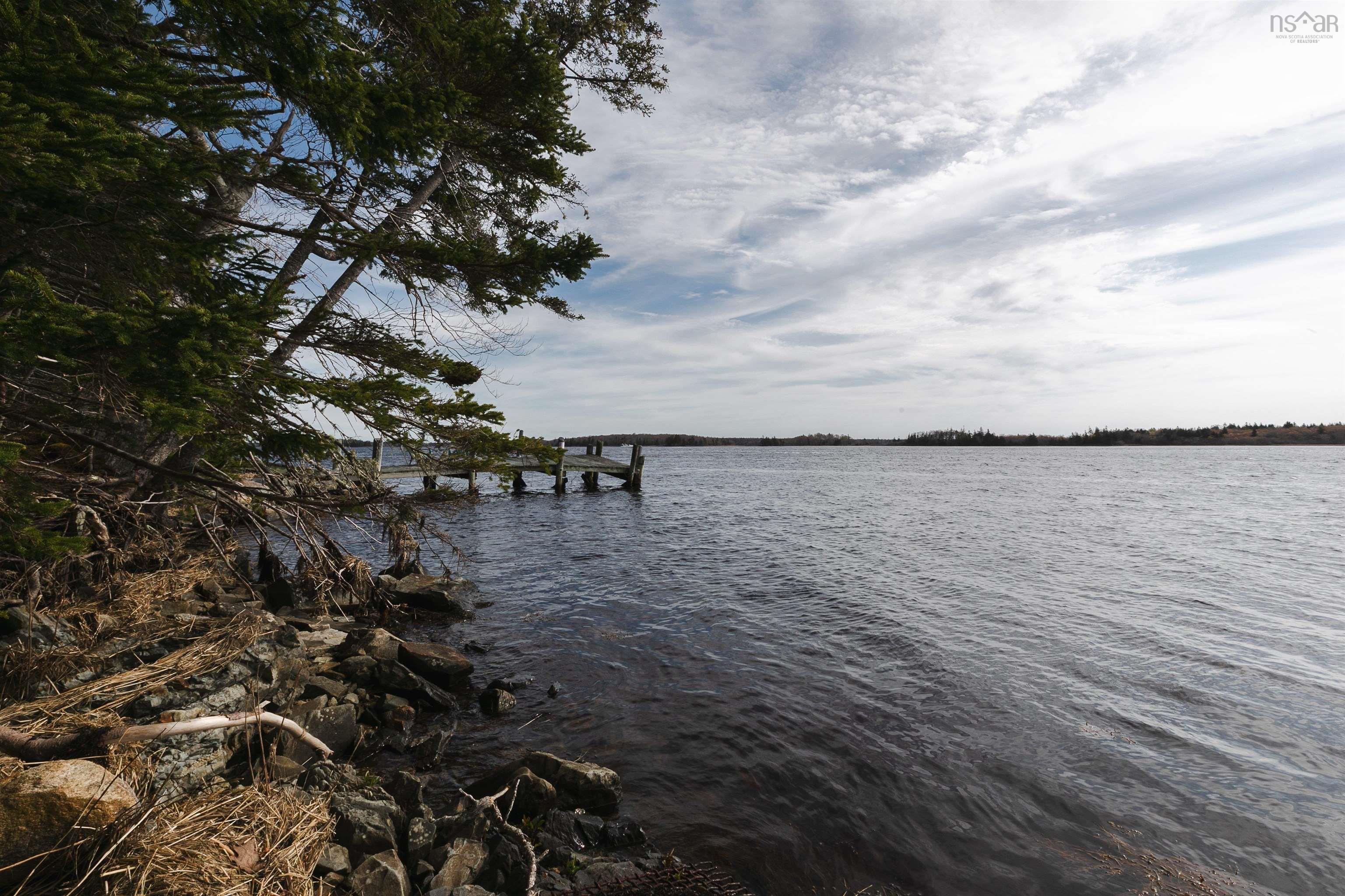 $2,499,900.00: Maple Island, Plymouth